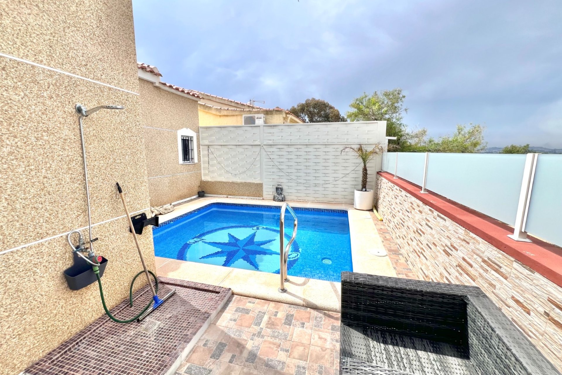 Resale - Detached Villa - La Marina