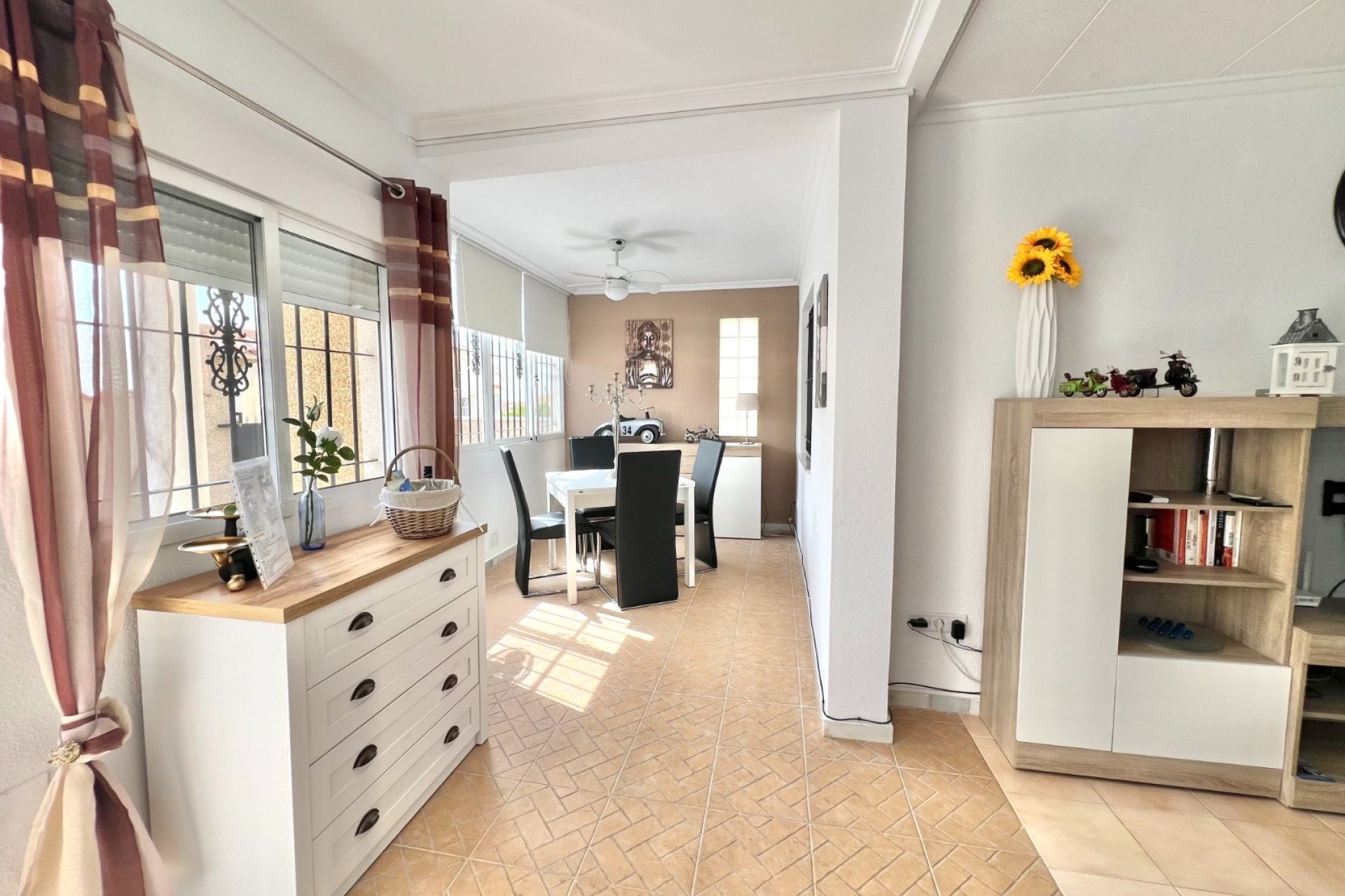 Resale - Detached Villa - La Marina