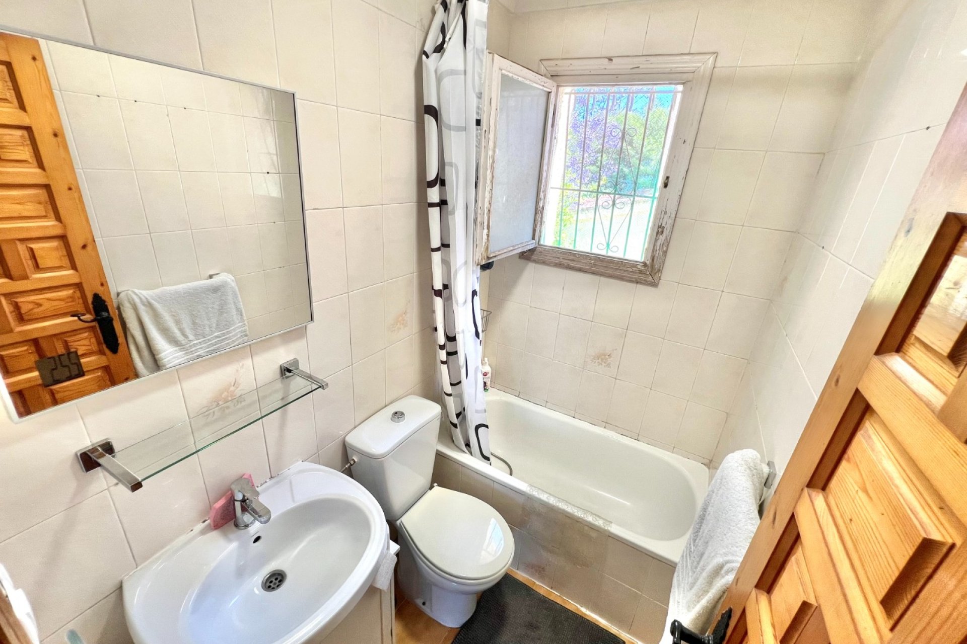 Resale - Detached Villa - La Marina
