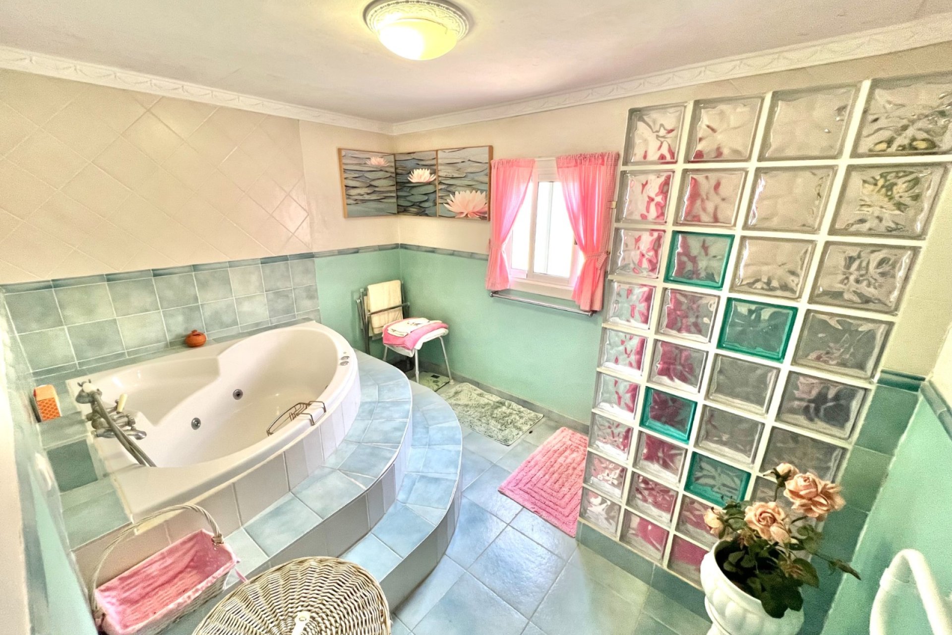 Resale - Detached Villa - La Marina