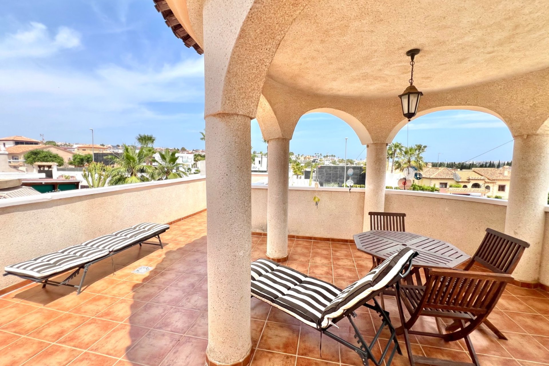 Resale - Detached Villa - La Marina
