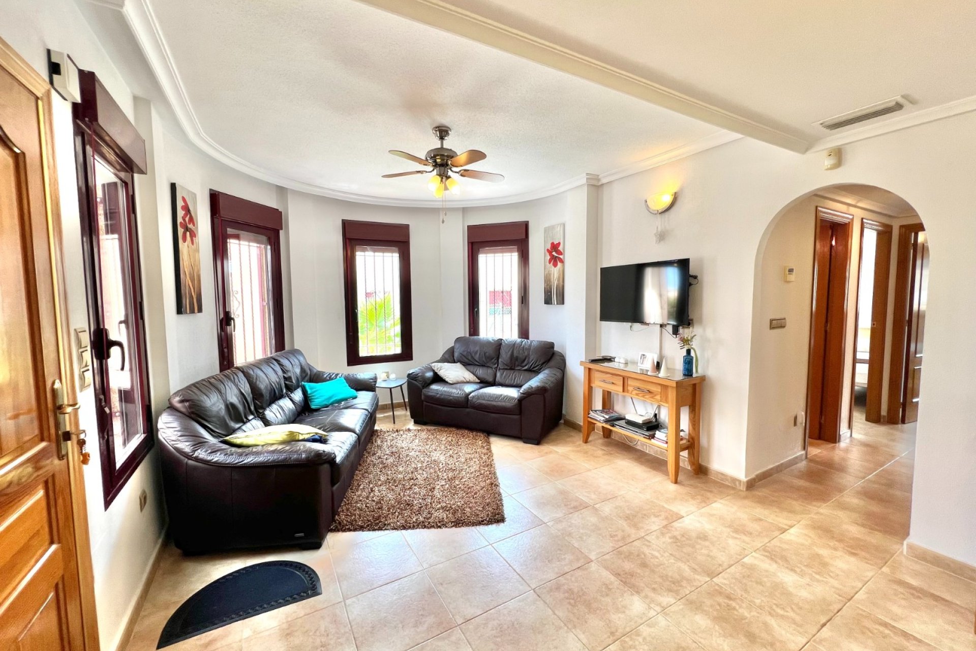 Resale - Detached Villa - La Marina