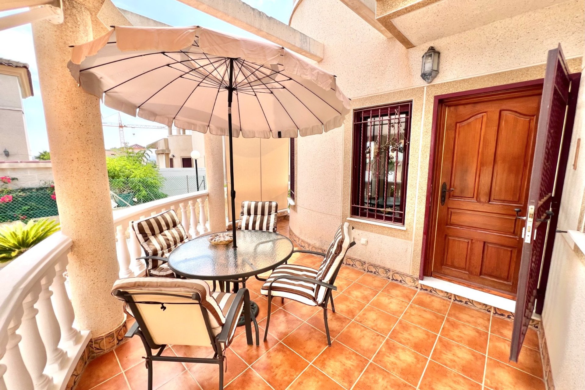 Resale - Detached Villa - La Marina