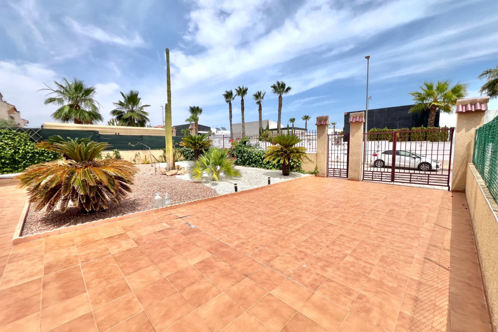 Resale - Detached Villa - La Marina