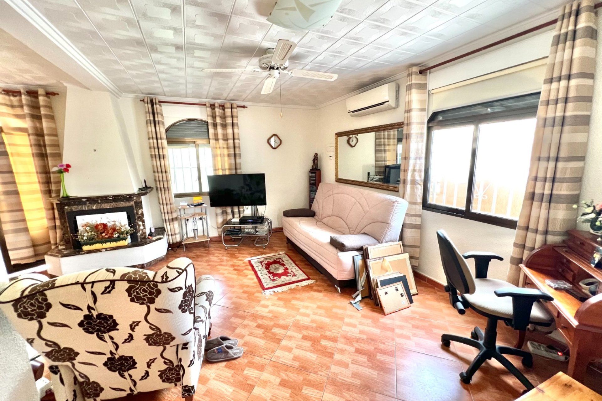 Resale - Detached Villa - La Marina