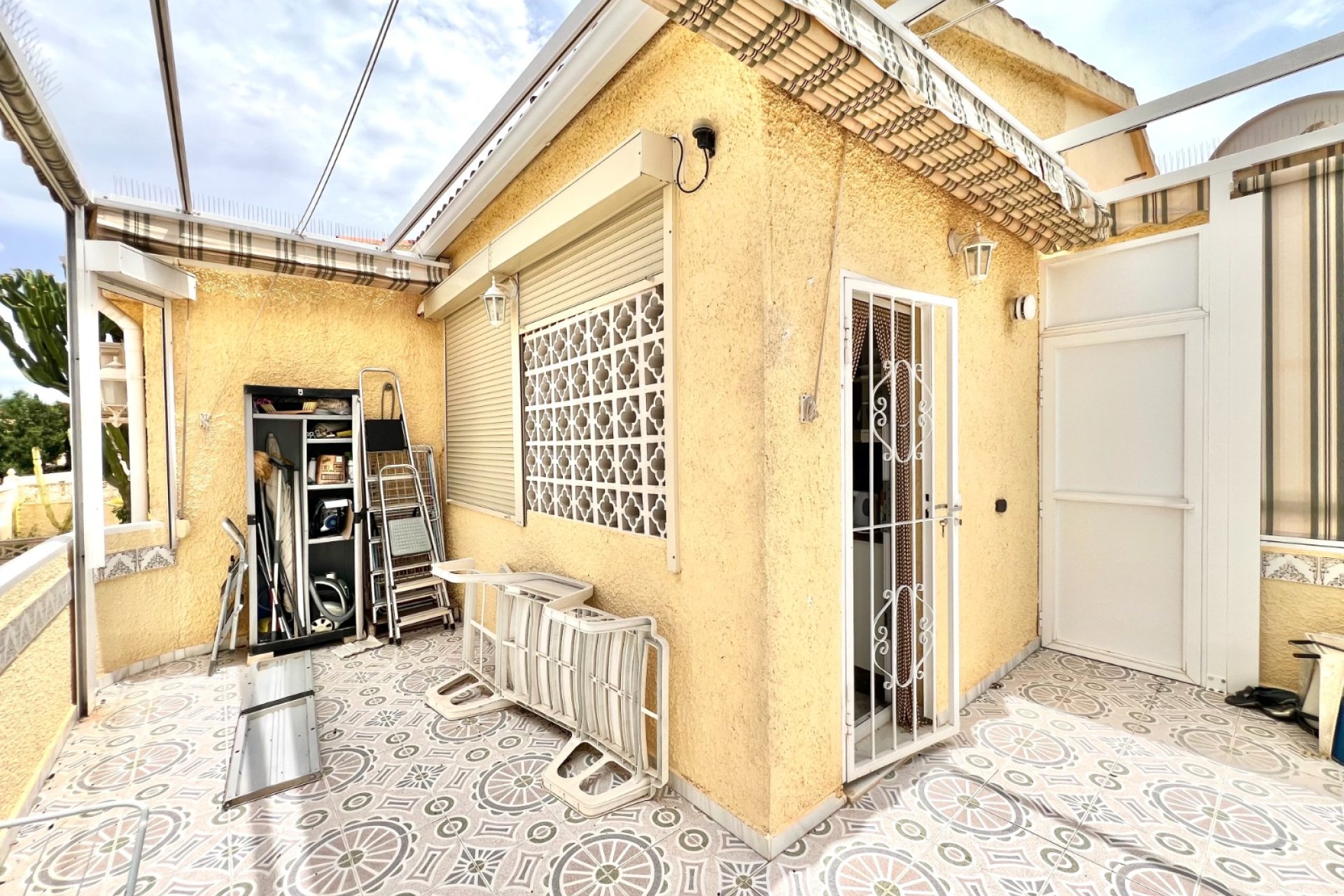 Resale - Detached Villa - La Marina