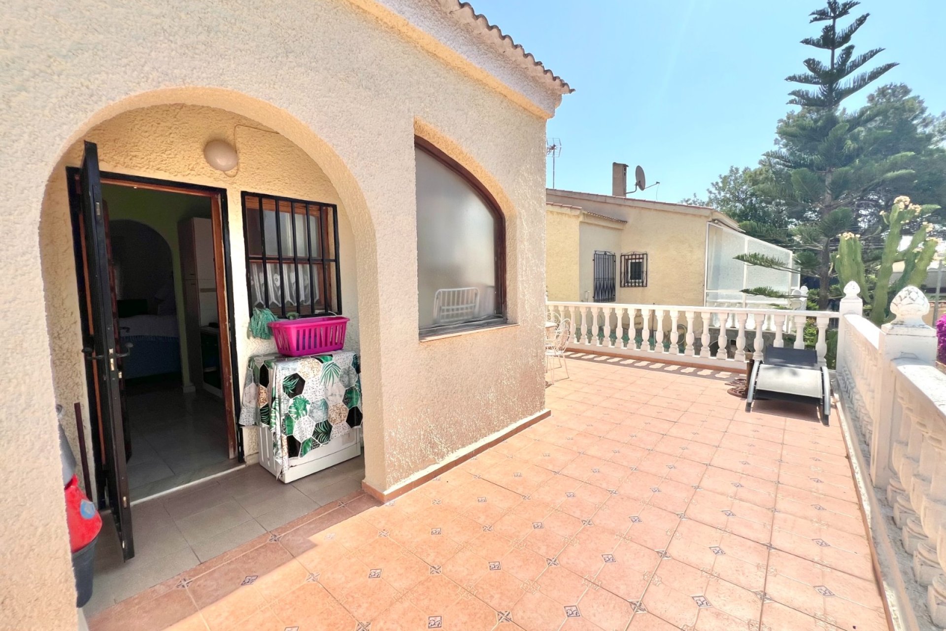 Resale - Detached Villa - La Marina