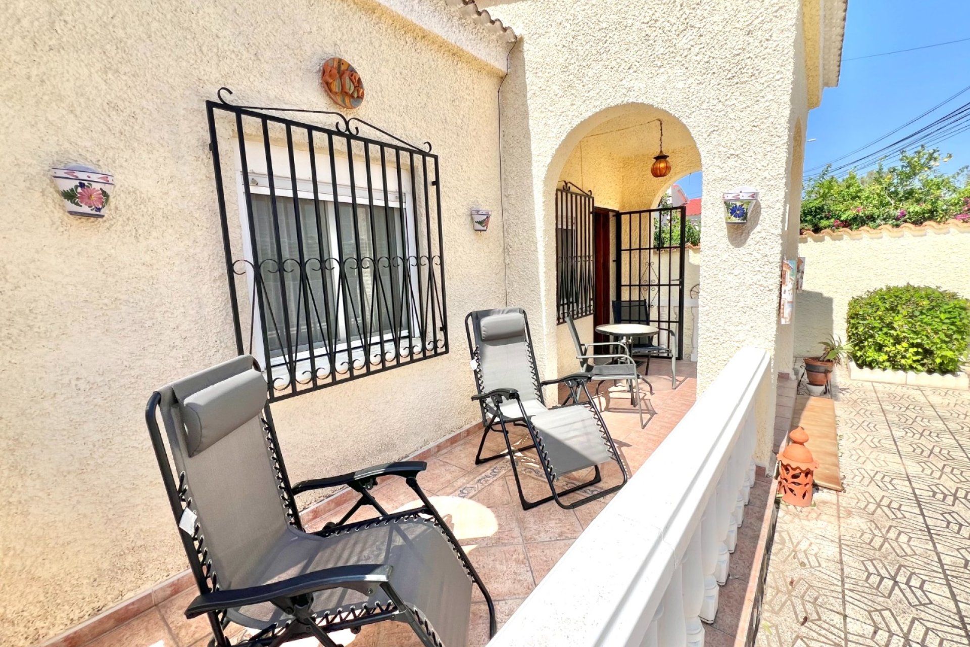 Resale - Detached Villa - La Marina