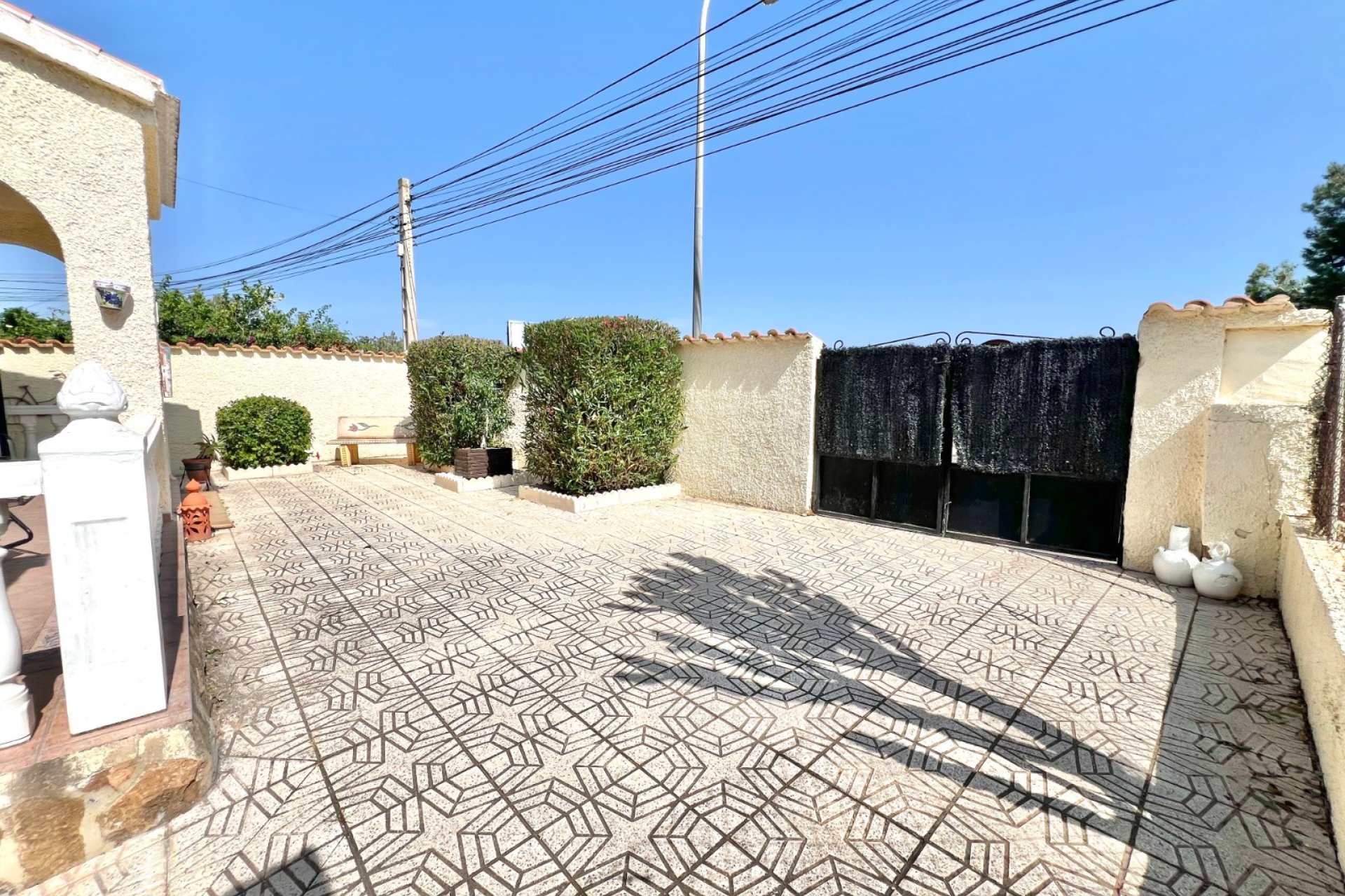 Resale - Detached Villa - La Marina