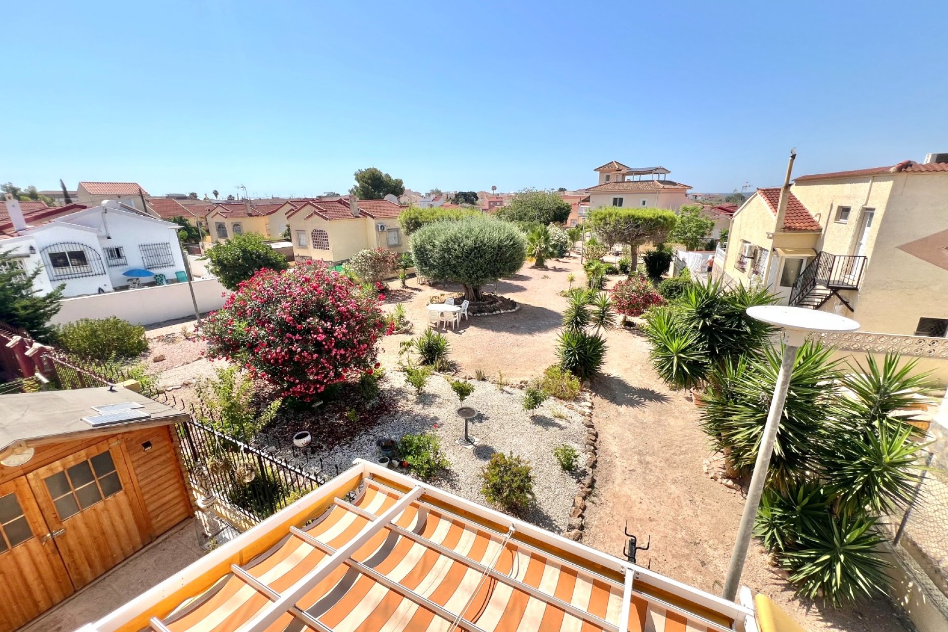 Resale - Detached Villa - La Marina