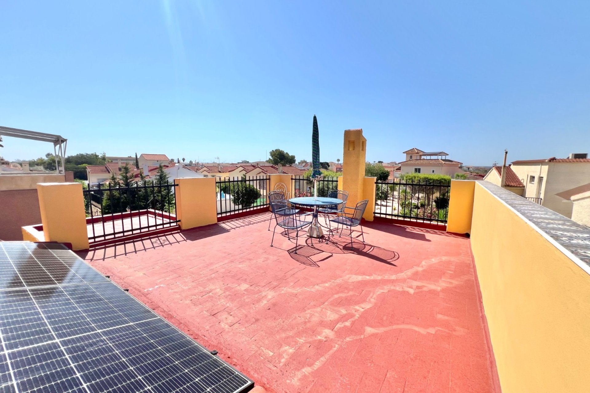 Resale - Detached Villa - La Marina