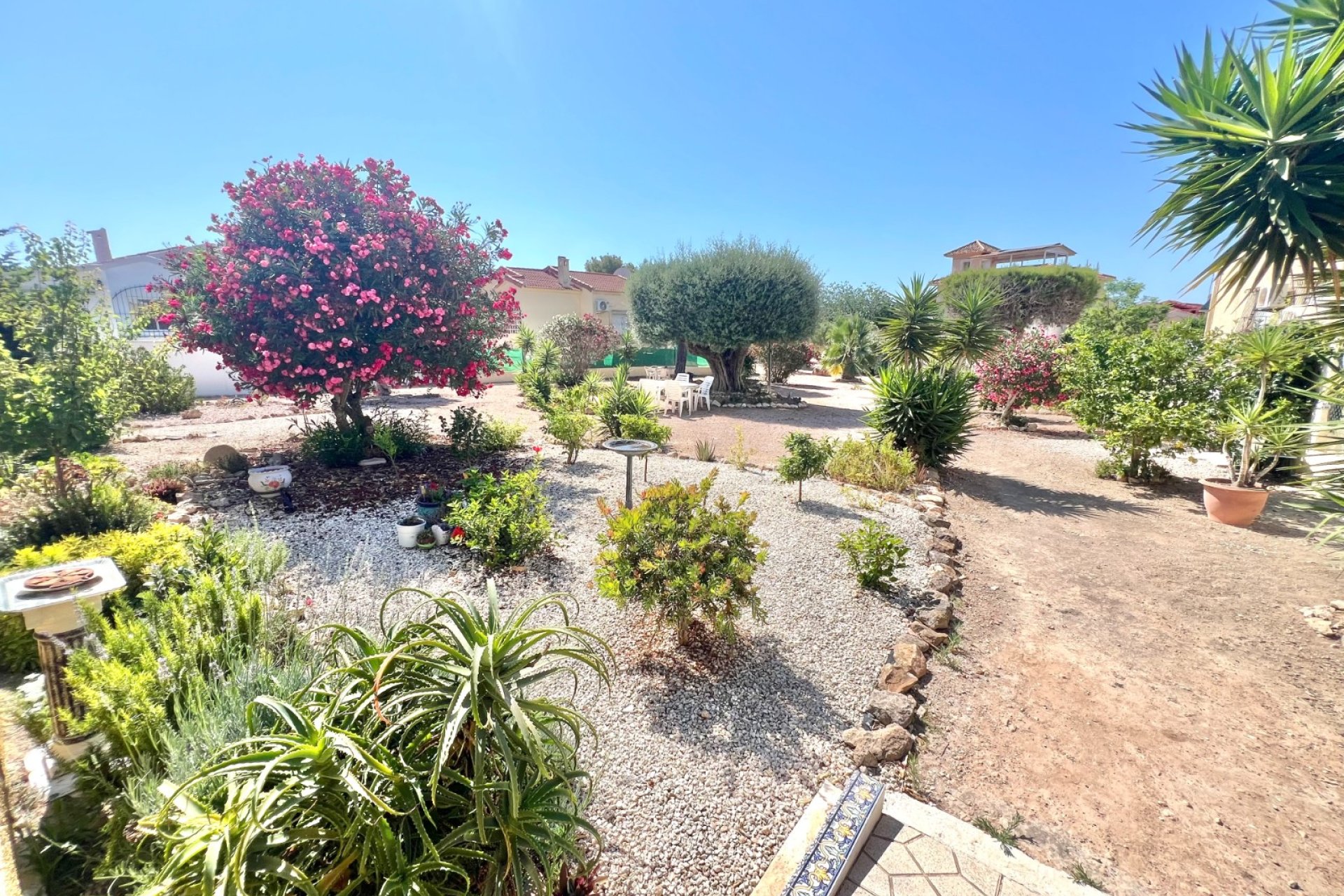 Resale - Detached Villa - La Marina