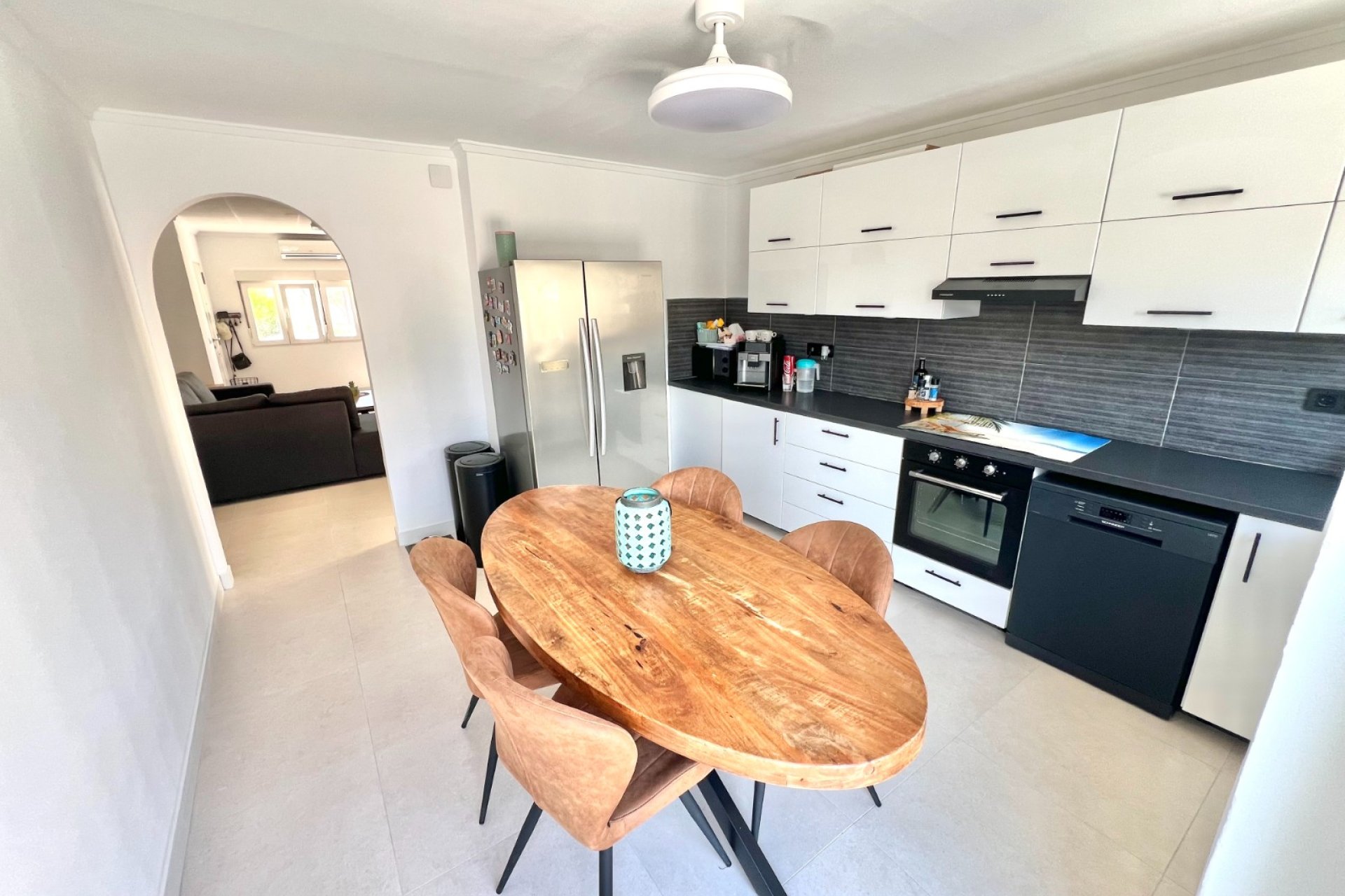 Resale - Detached Villa - La Marina