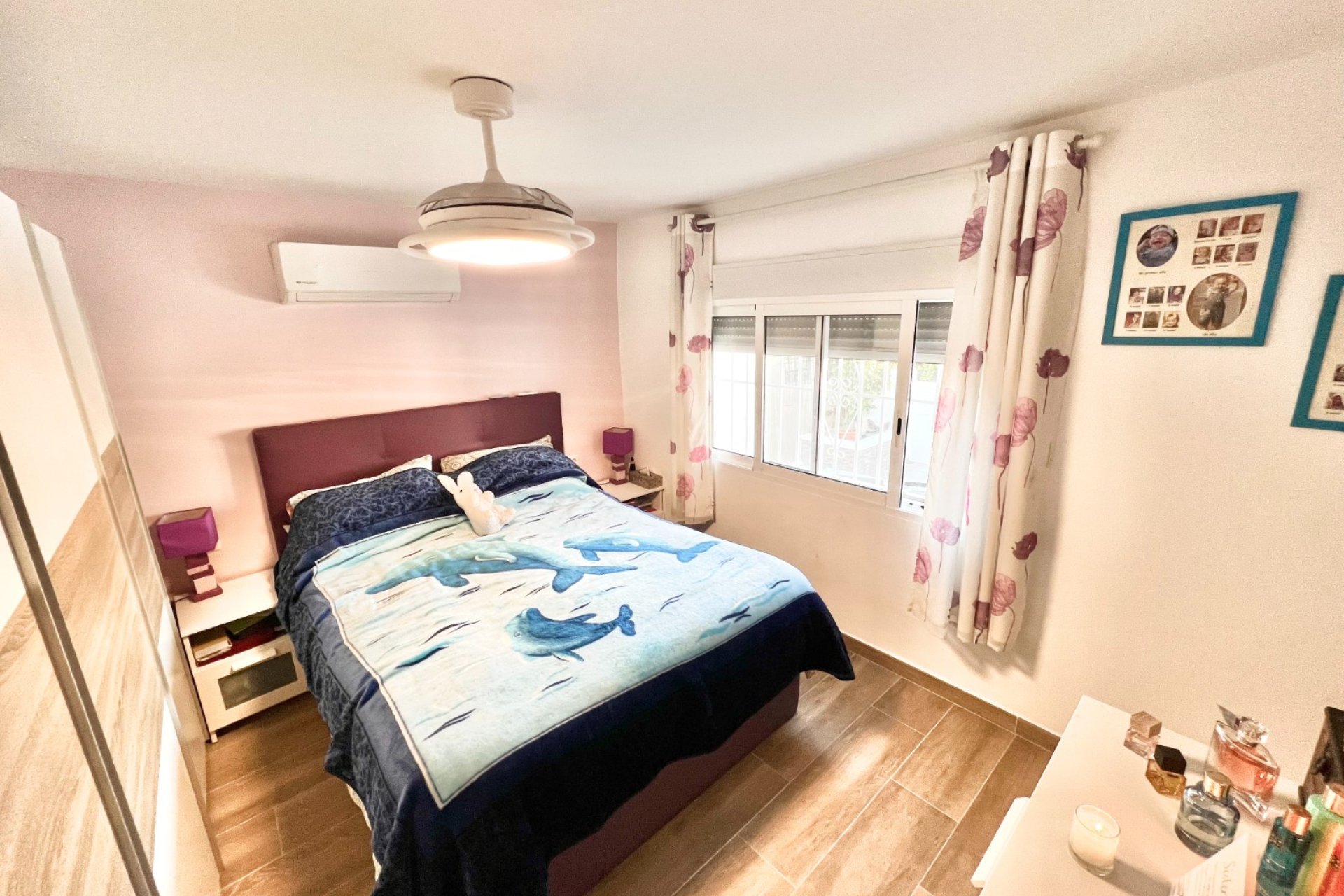 Resale - Detached Villa - La Marina