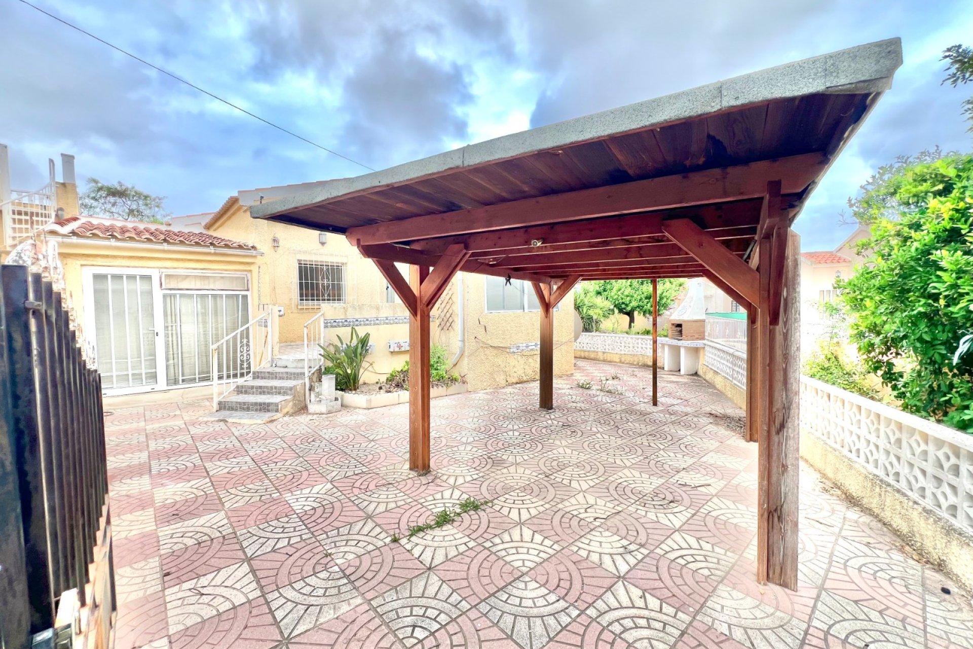 Resale - Detached Villa - La Marina