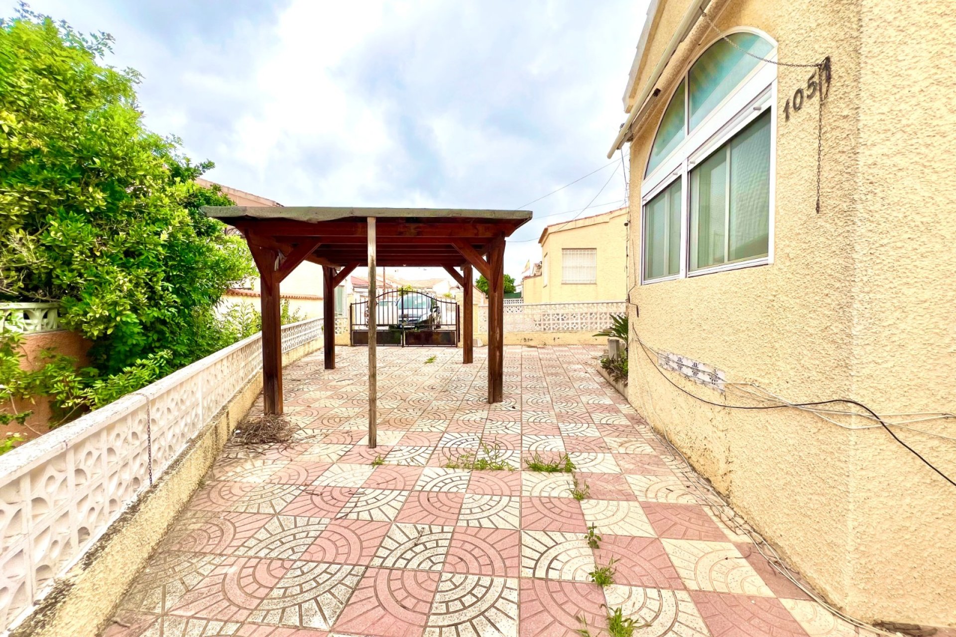 Resale - Detached Villa - La Marina