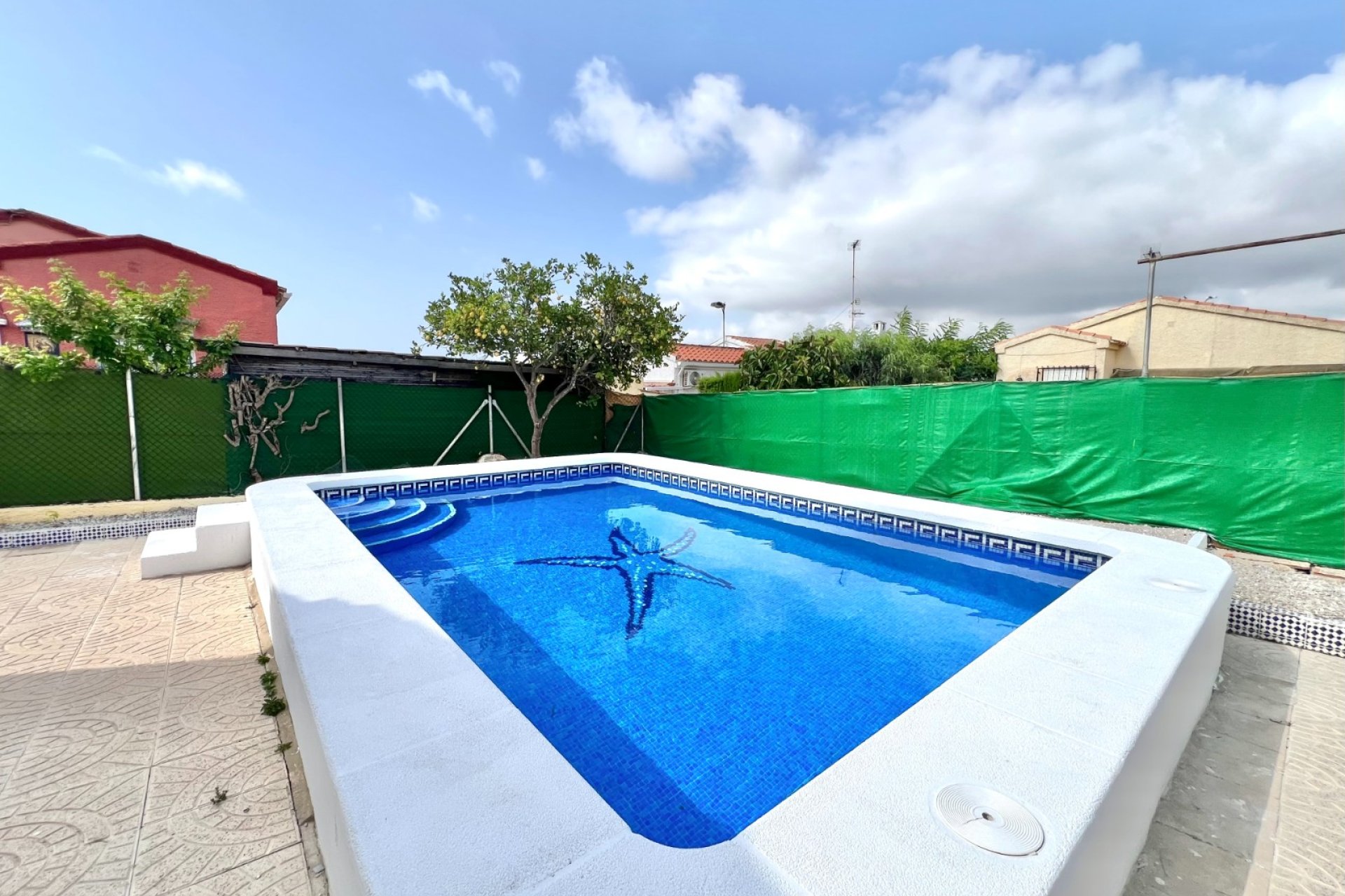 Resale - Detached Villa - La Marina