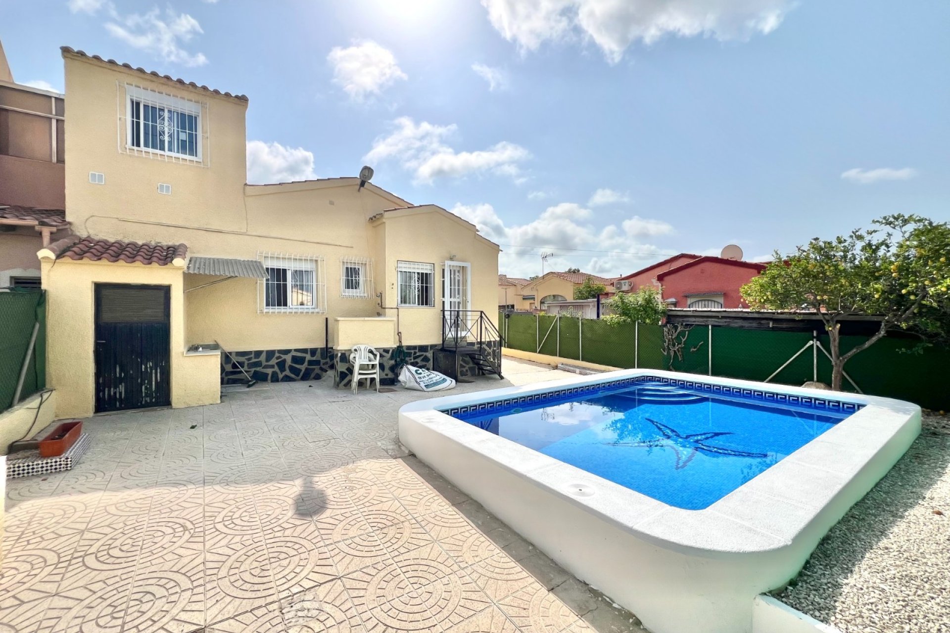 Resale - Detached Villa - La Marina