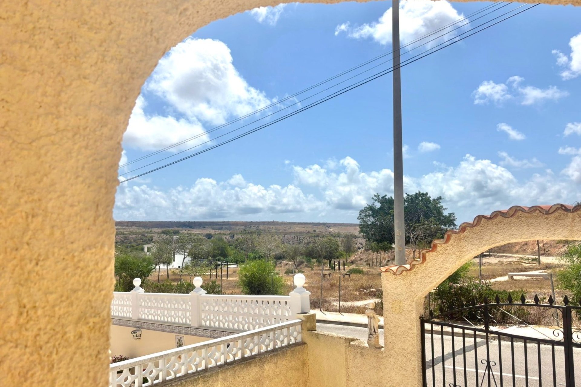 Resale - Detached Villa - La Marina