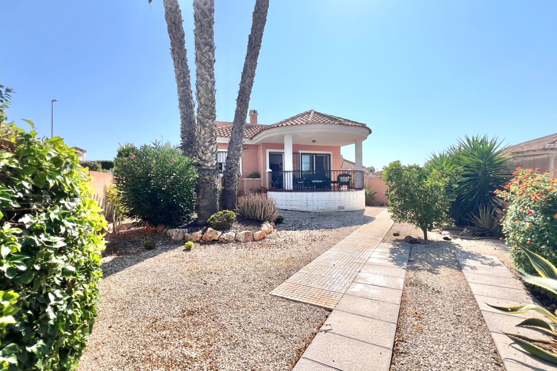 Resale - Detached Villa - La Marina