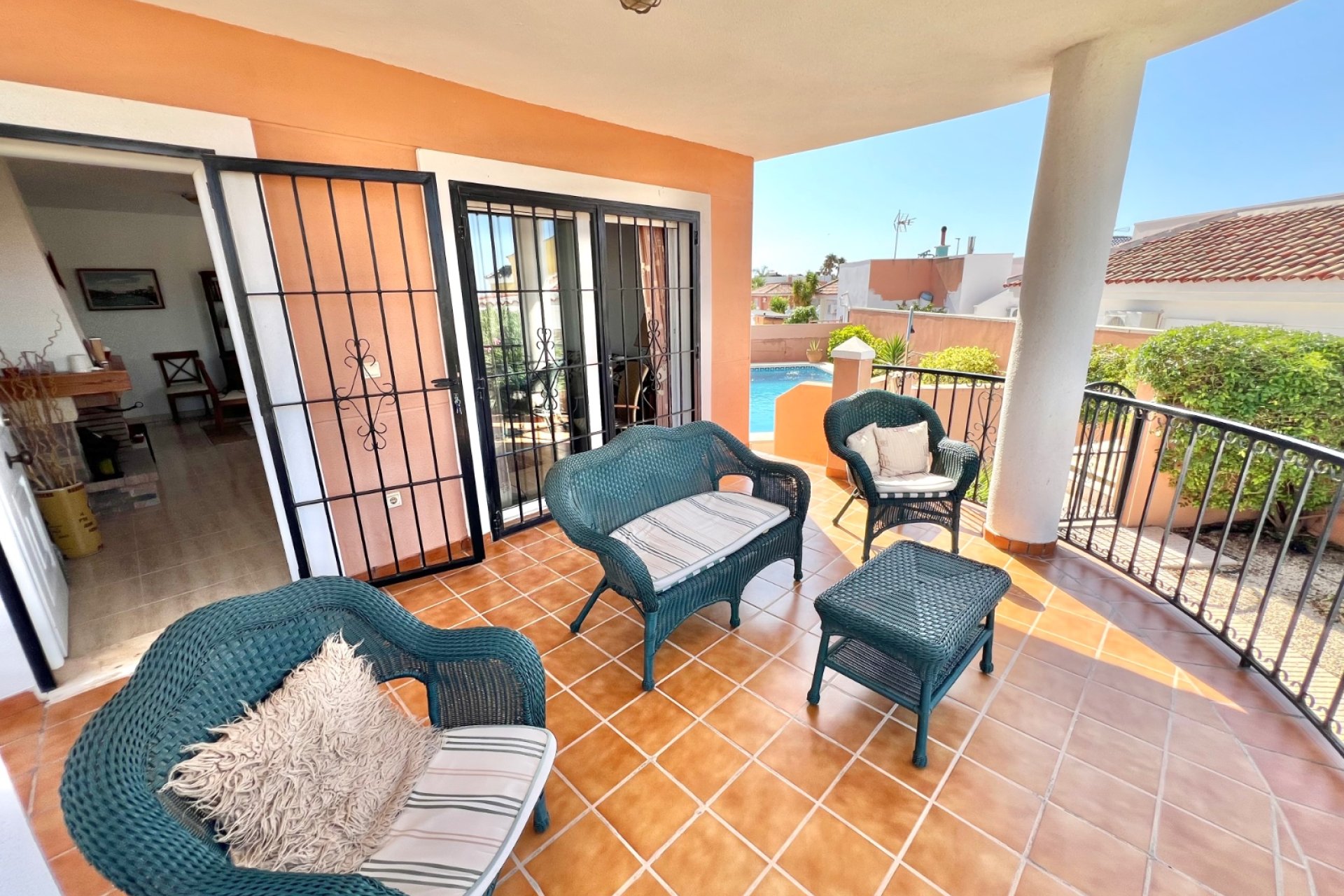 Resale - Detached Villa - La Marina