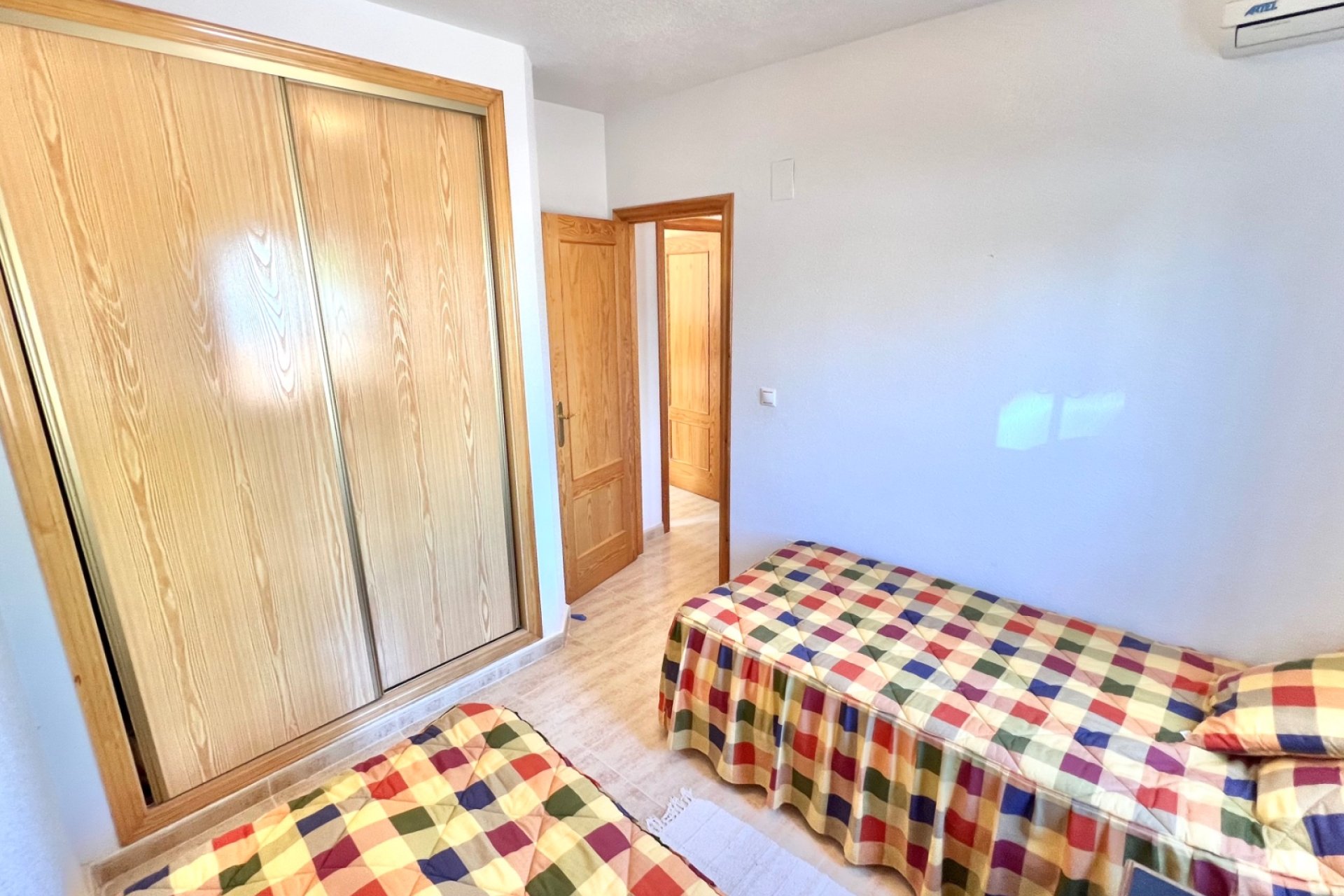 Resale - Detached Villa - La Marina