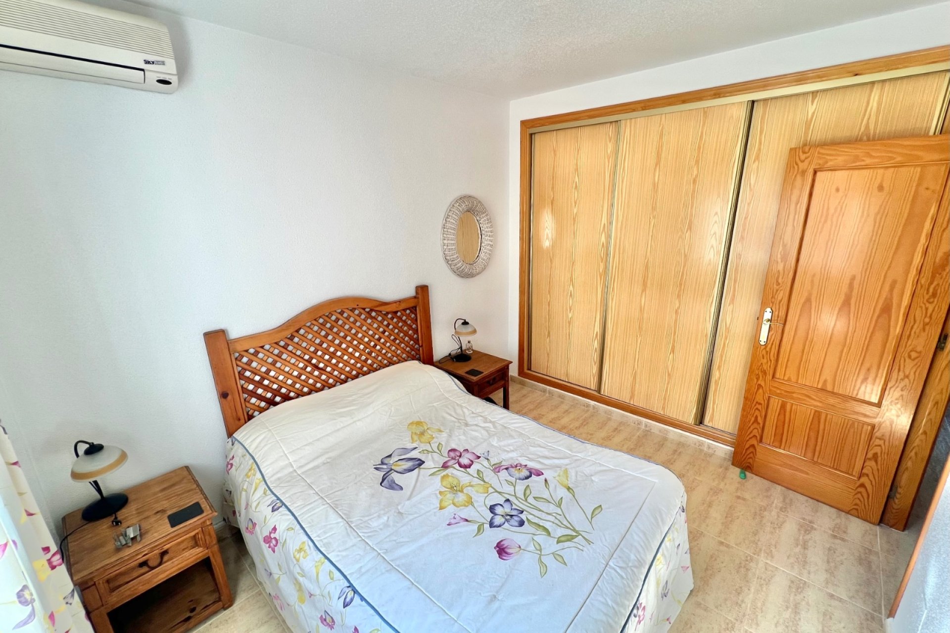 Resale - Detached Villa - La Marina