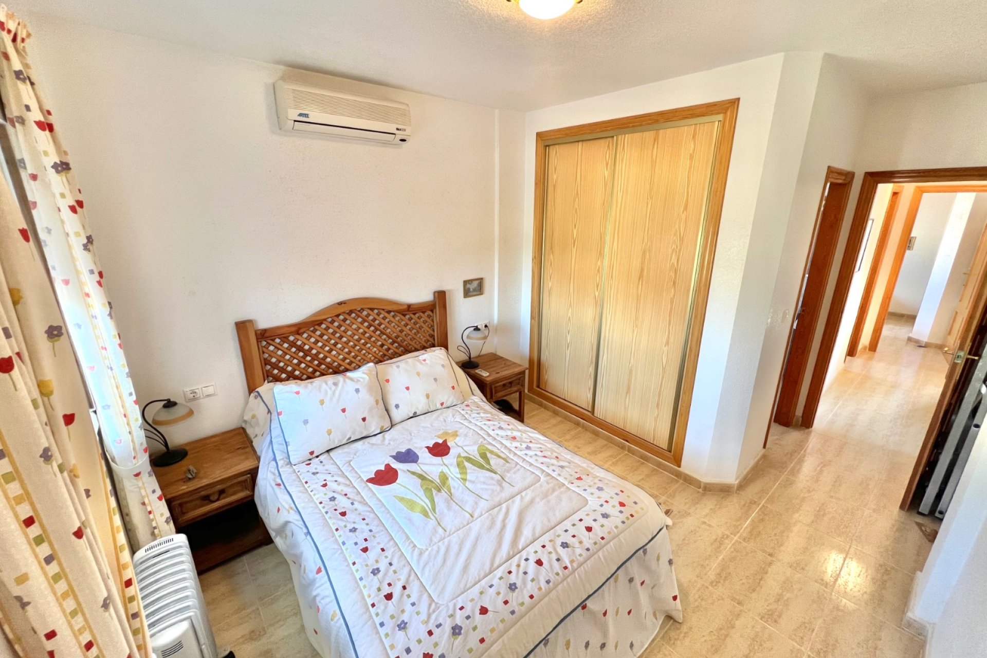 Resale - Detached Villa - La Marina