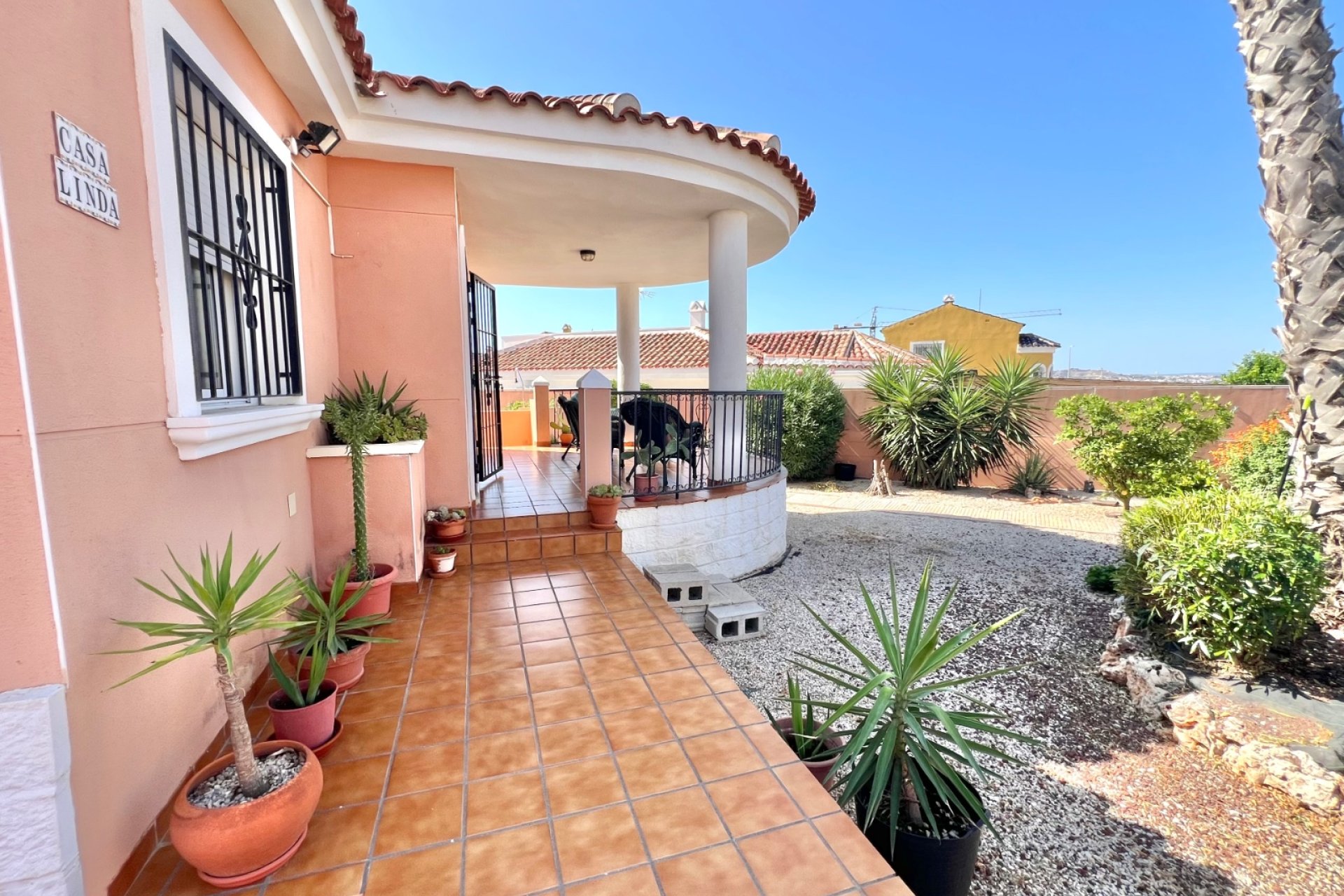 Resale - Detached Villa - La Marina