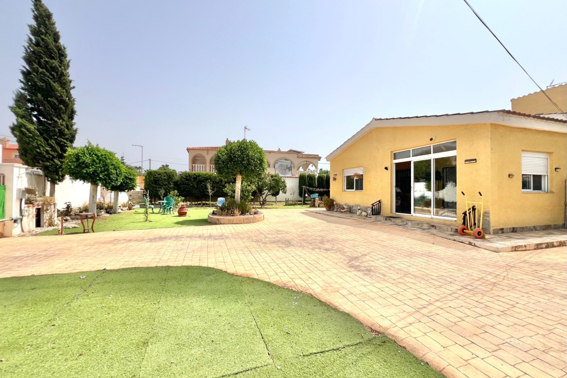 Resale - Detached Villa - La Marina