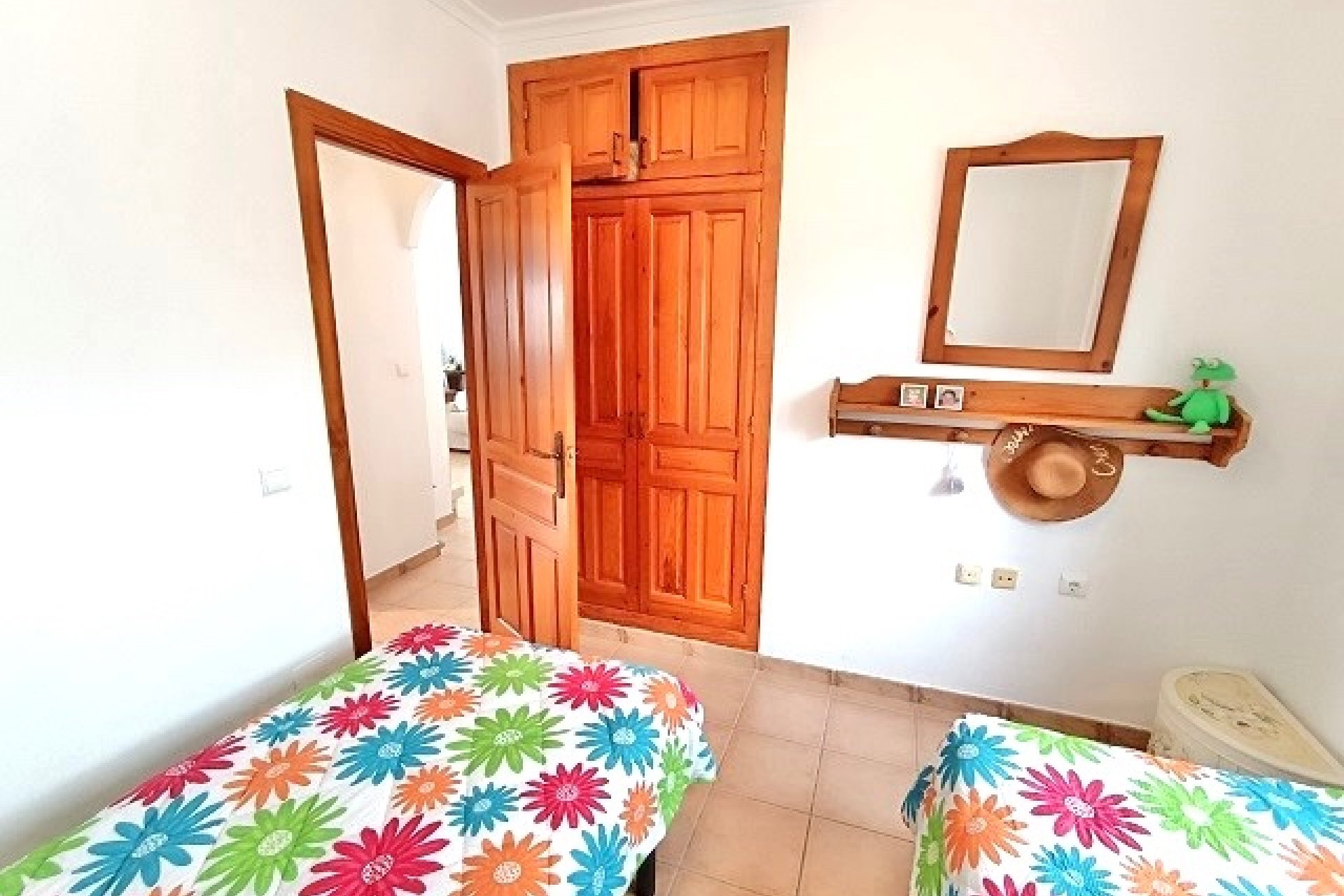 Resale - Detached Villa - La Marina