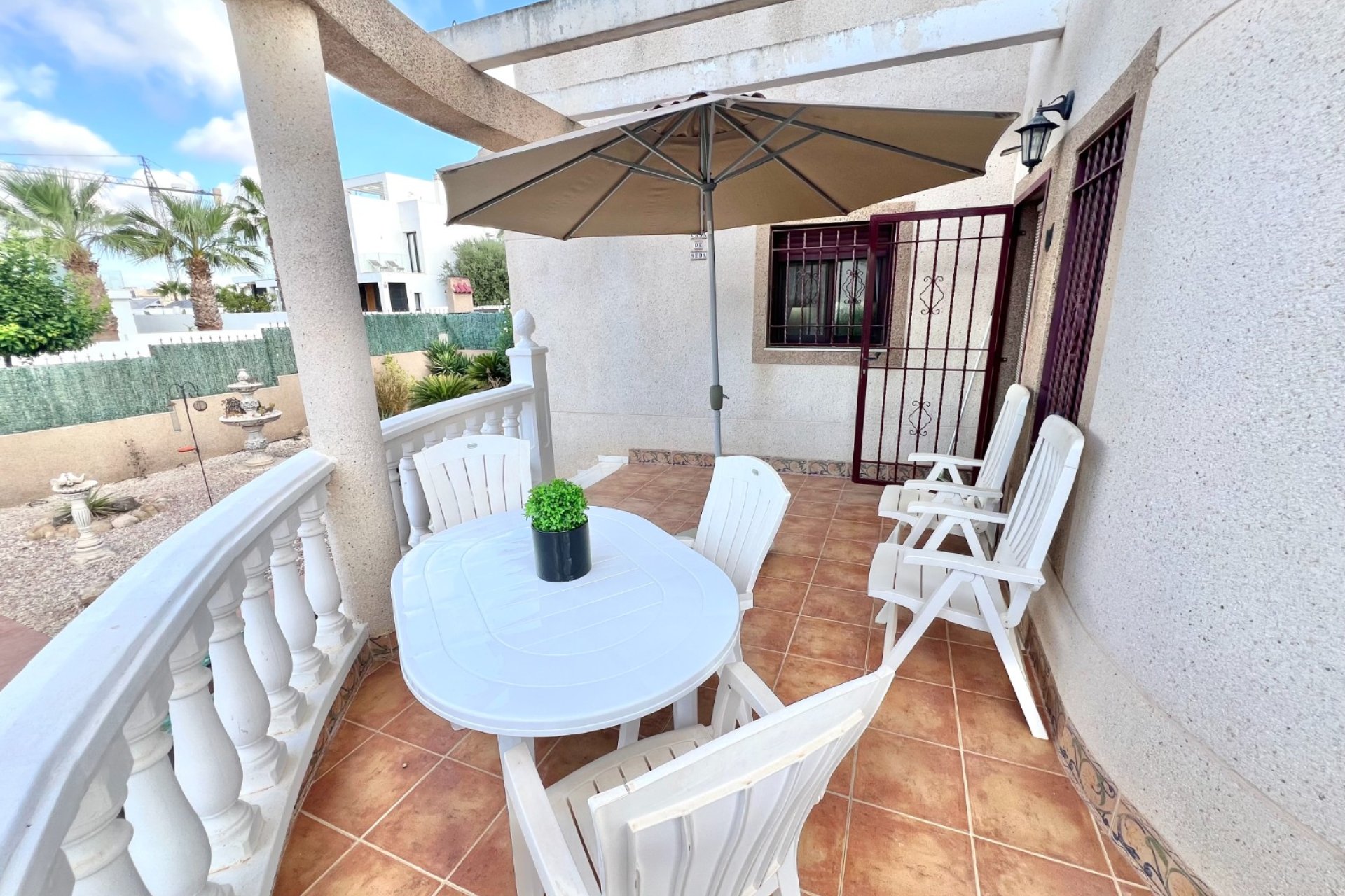 Resale - Detached Villa - La Marina