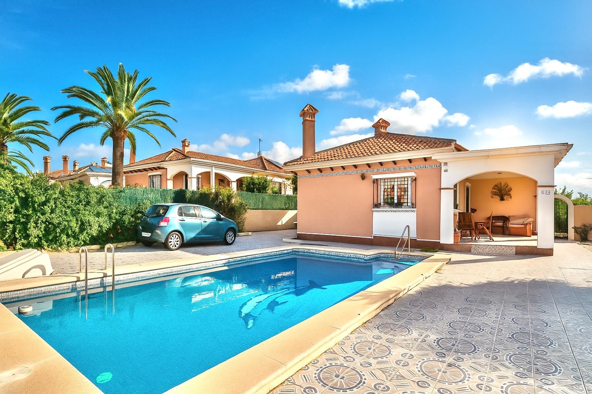 Resale - Detached Villa - La Marina