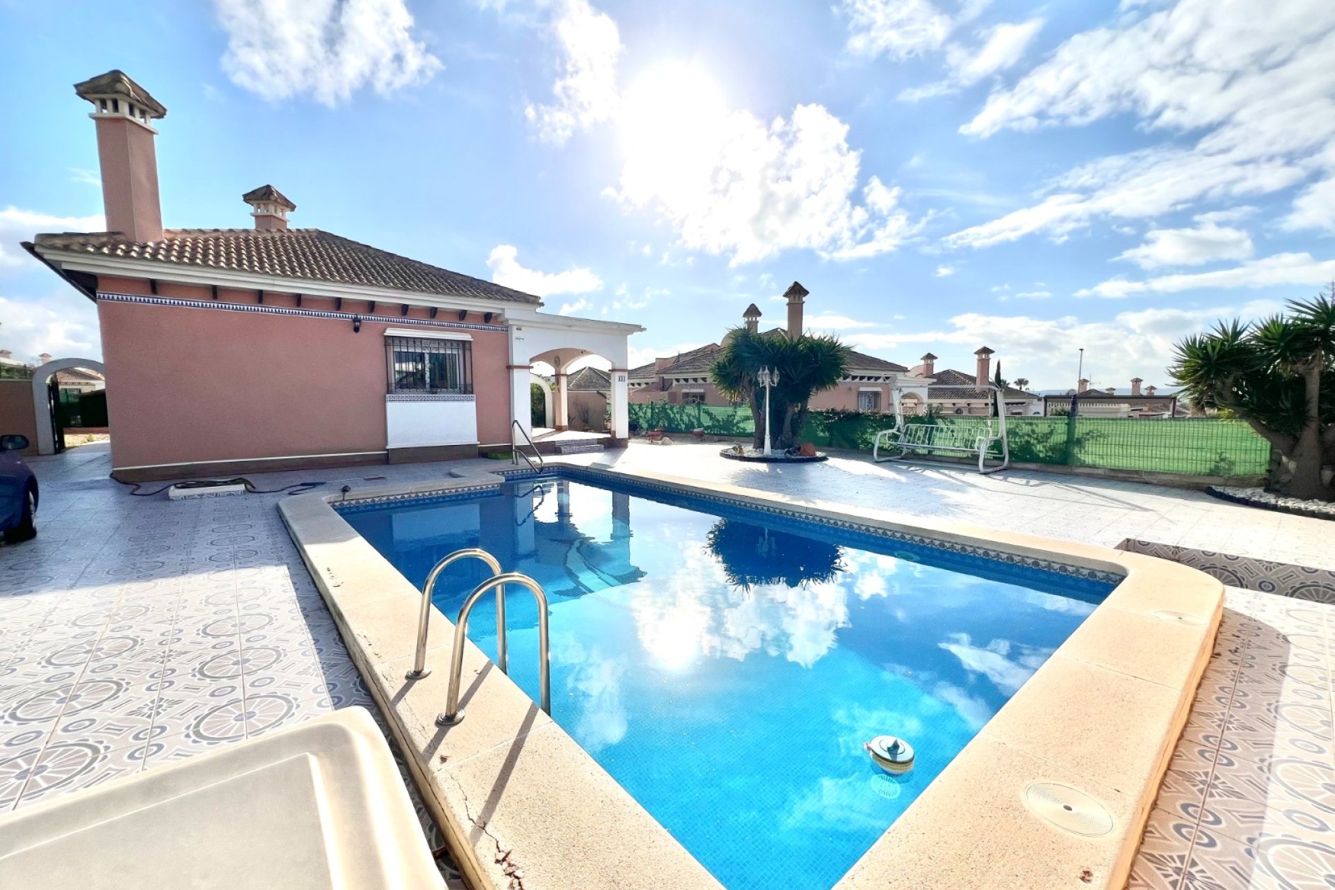 Resale - Detached Villa - La Marina