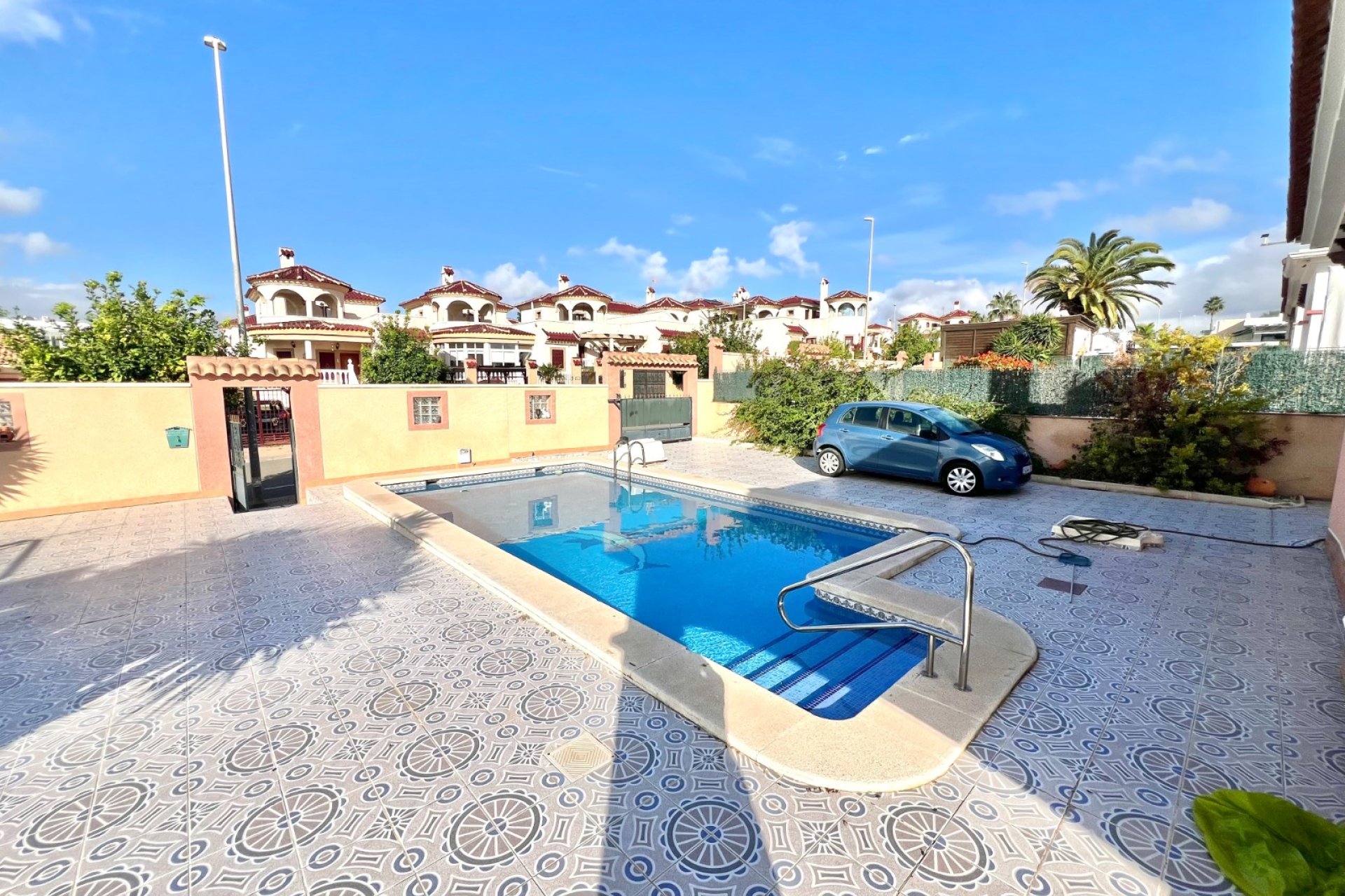 Resale - Detached Villa - La Marina