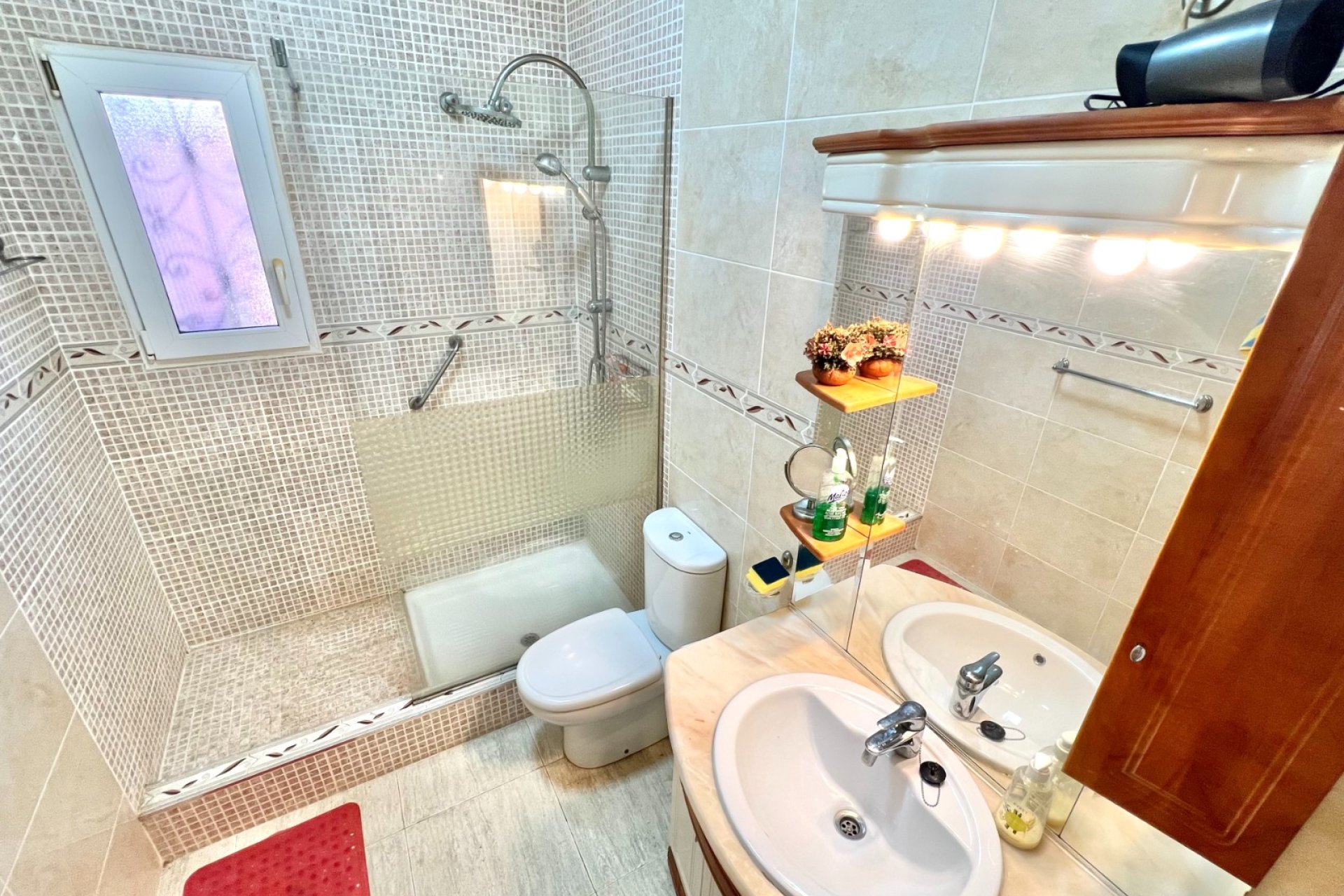 Resale - Detached Villa - La Marina