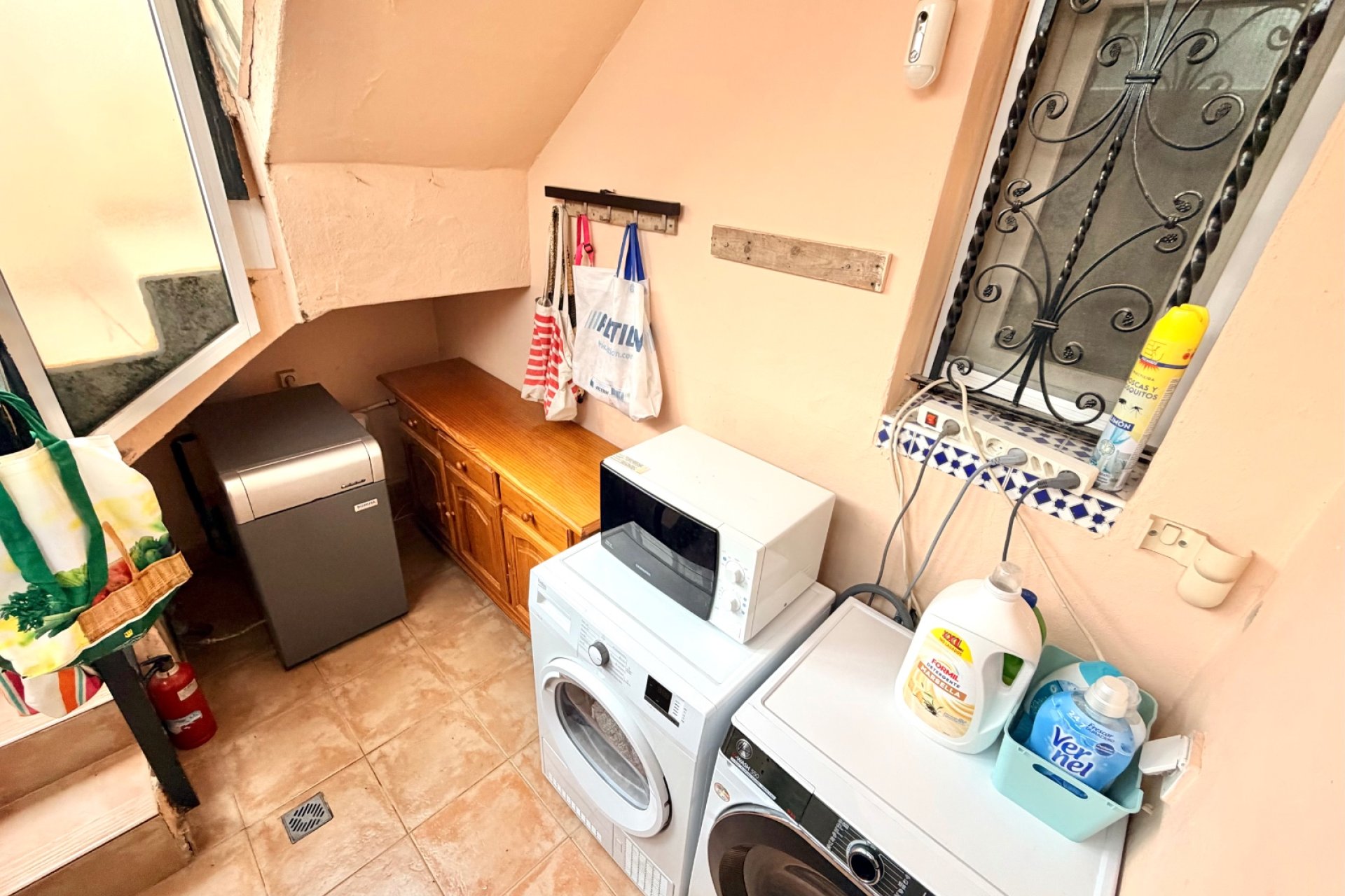 Resale - Detached Villa - La Marina