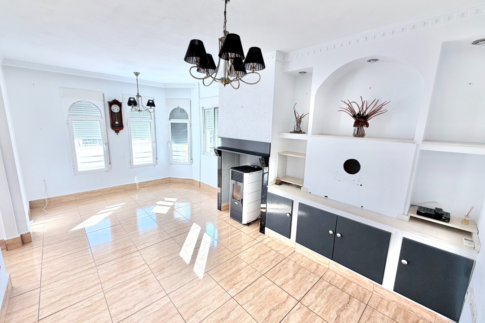 Resale - Detached Villa - La Marina