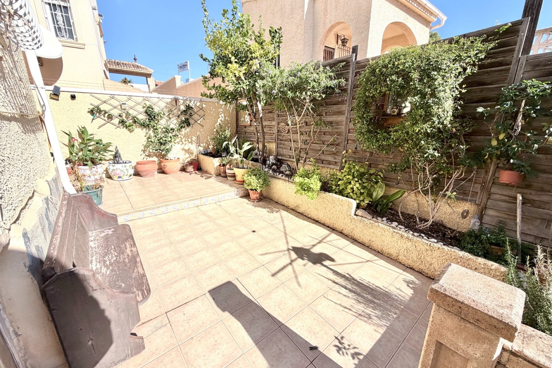 Resale - Detached Villa - La Marina