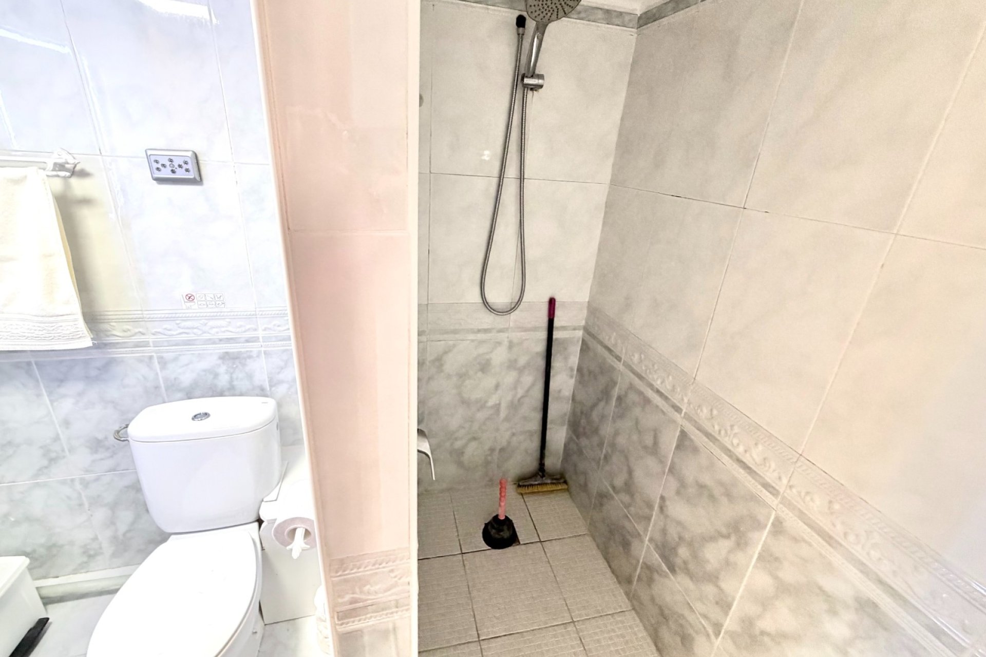 Resale - Detached Villa - La Marina