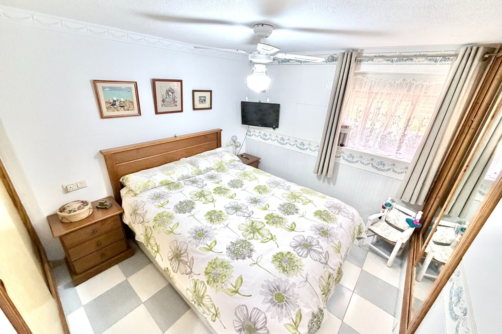 Resale - Detached Villa - La Marina