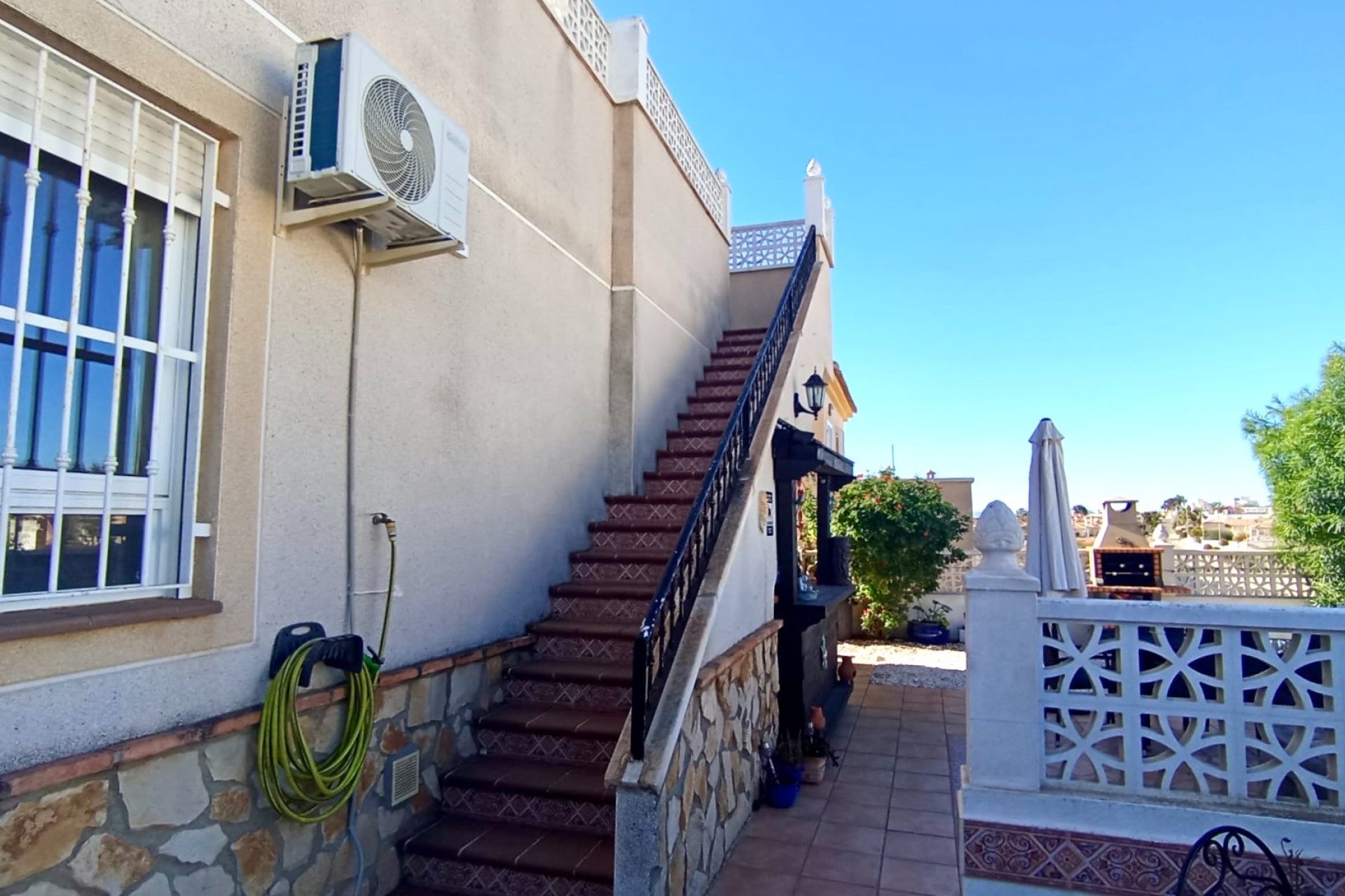 Resale - Detached Villa - La Marina