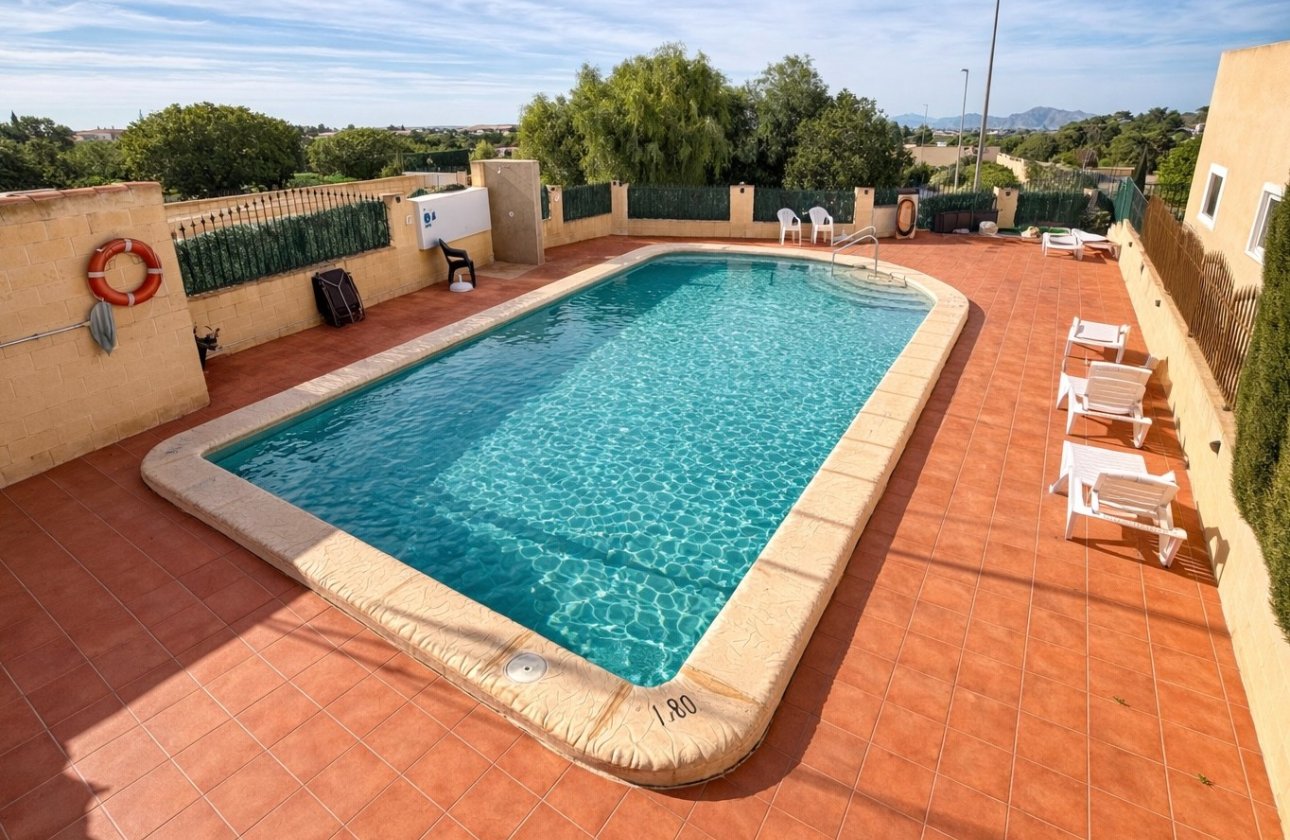 Resale - Detached Villa - La Marina