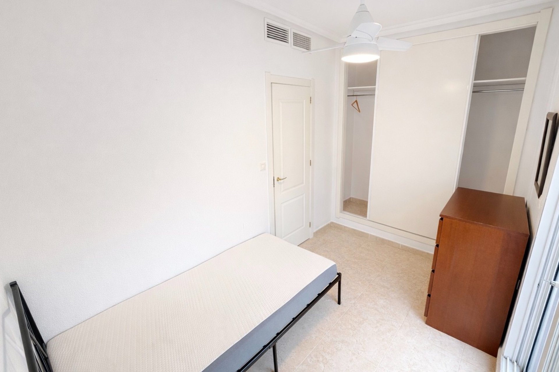 Resale - Detached Villa - La Marina