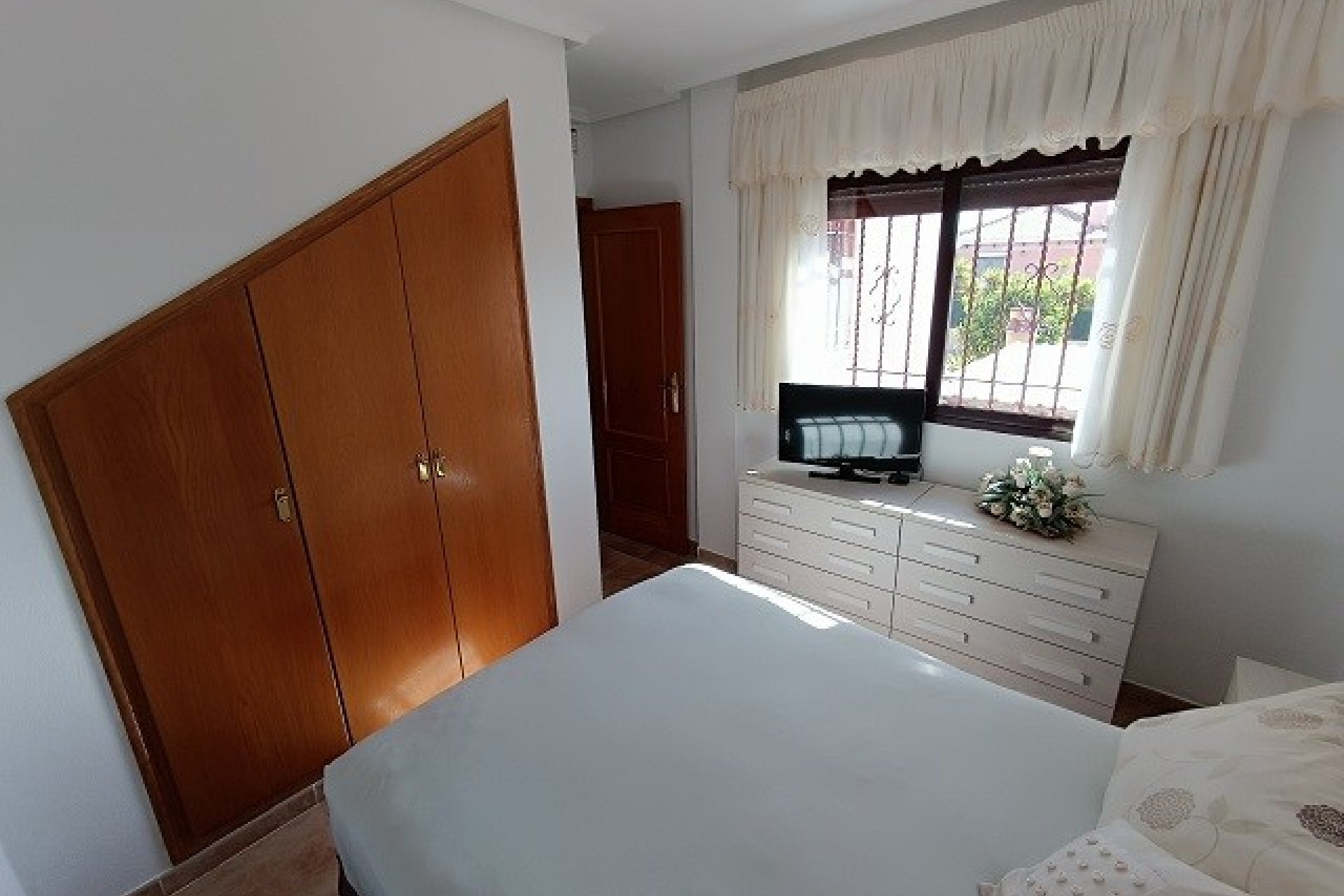 Resale - Detached Villa - La Marina