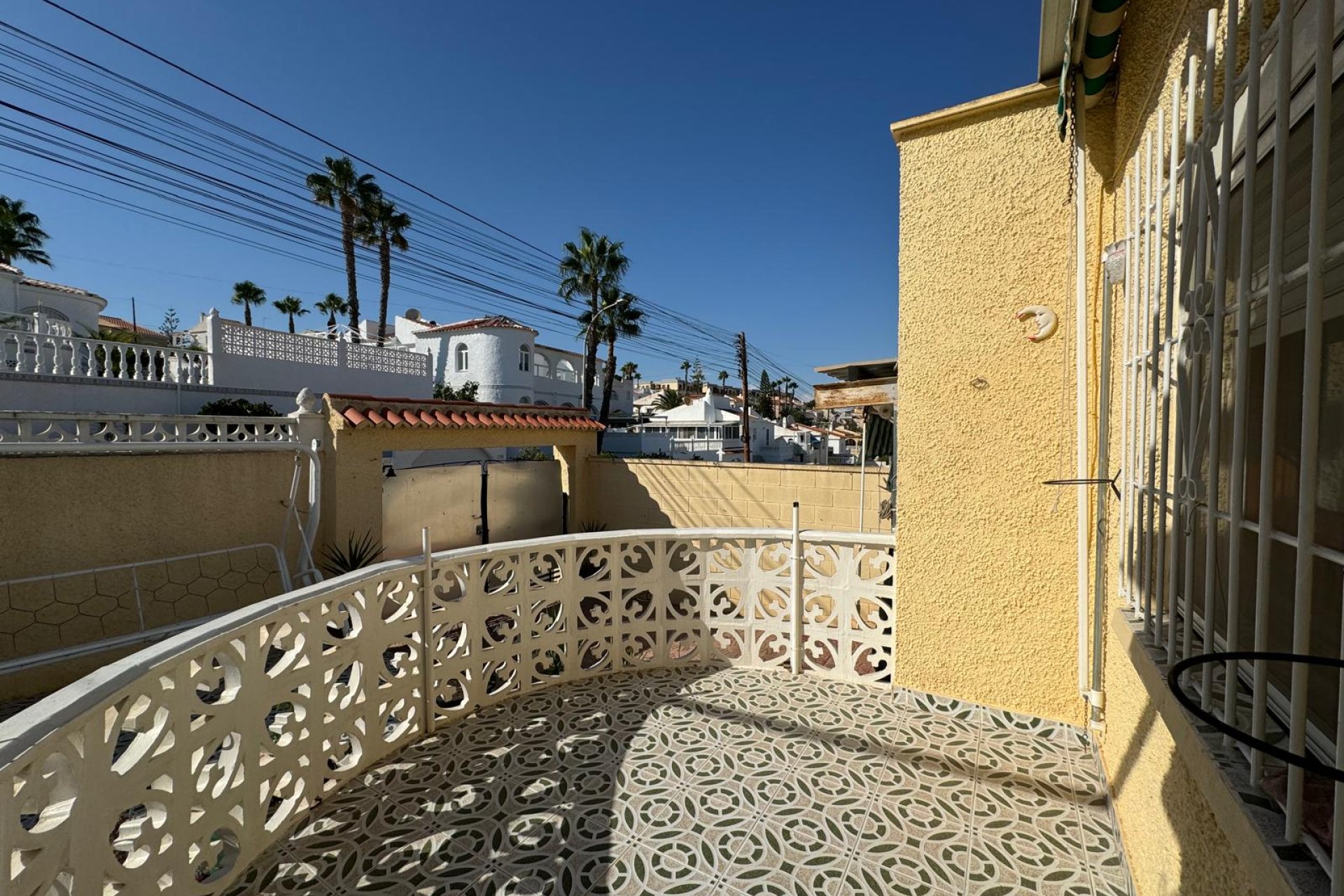 Resale - Detached Villa - La Marina