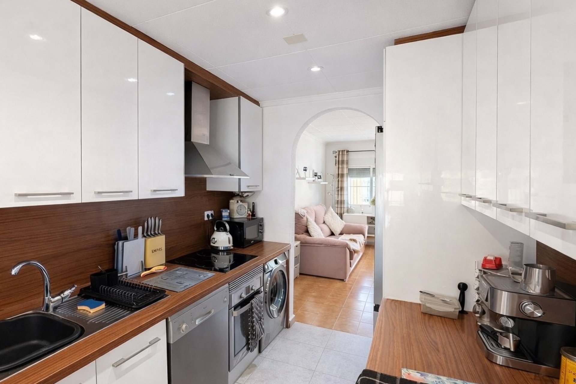 Resale - Detached Villa - La Marina