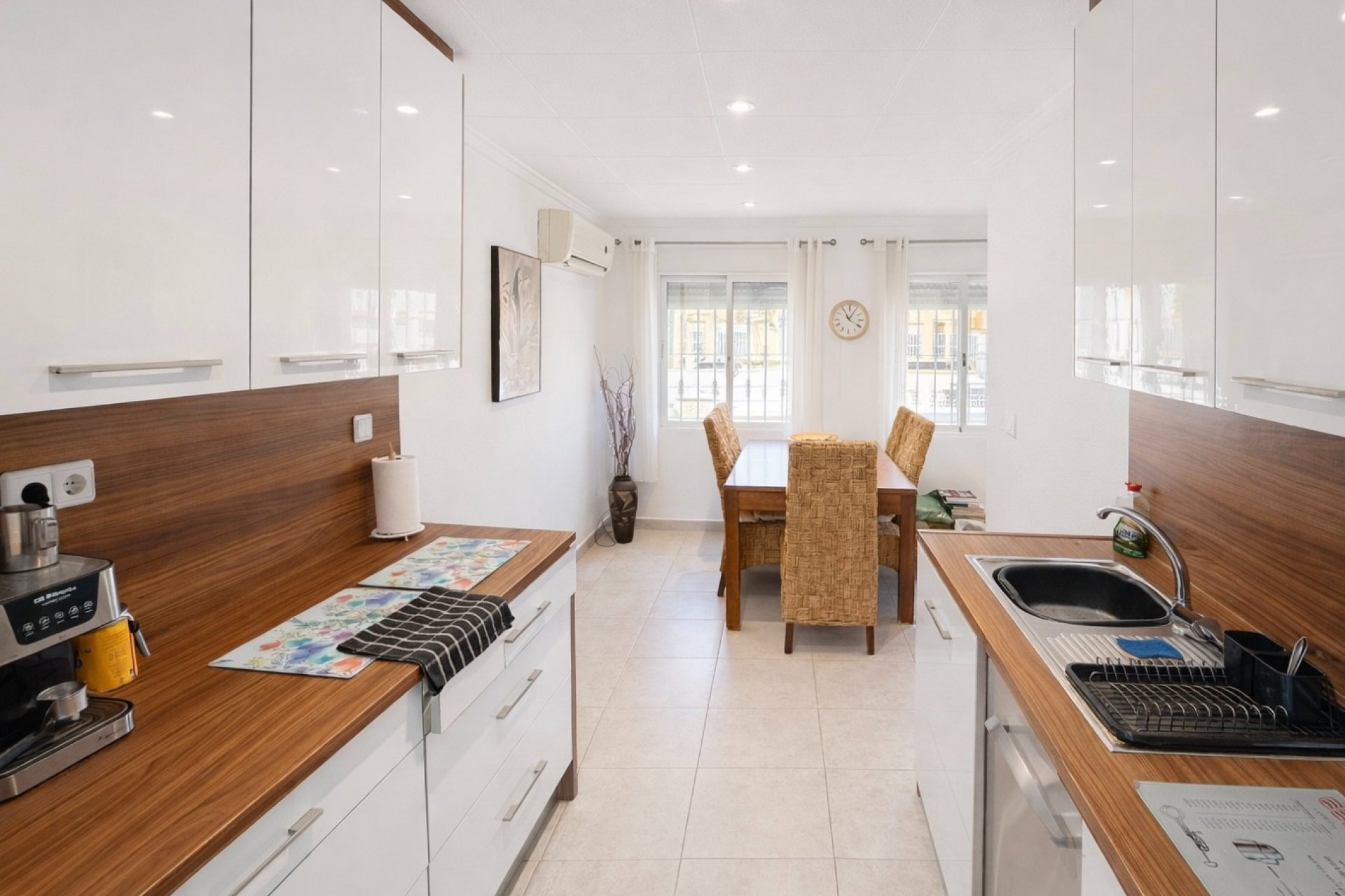 Resale - Detached Villa - La Marina