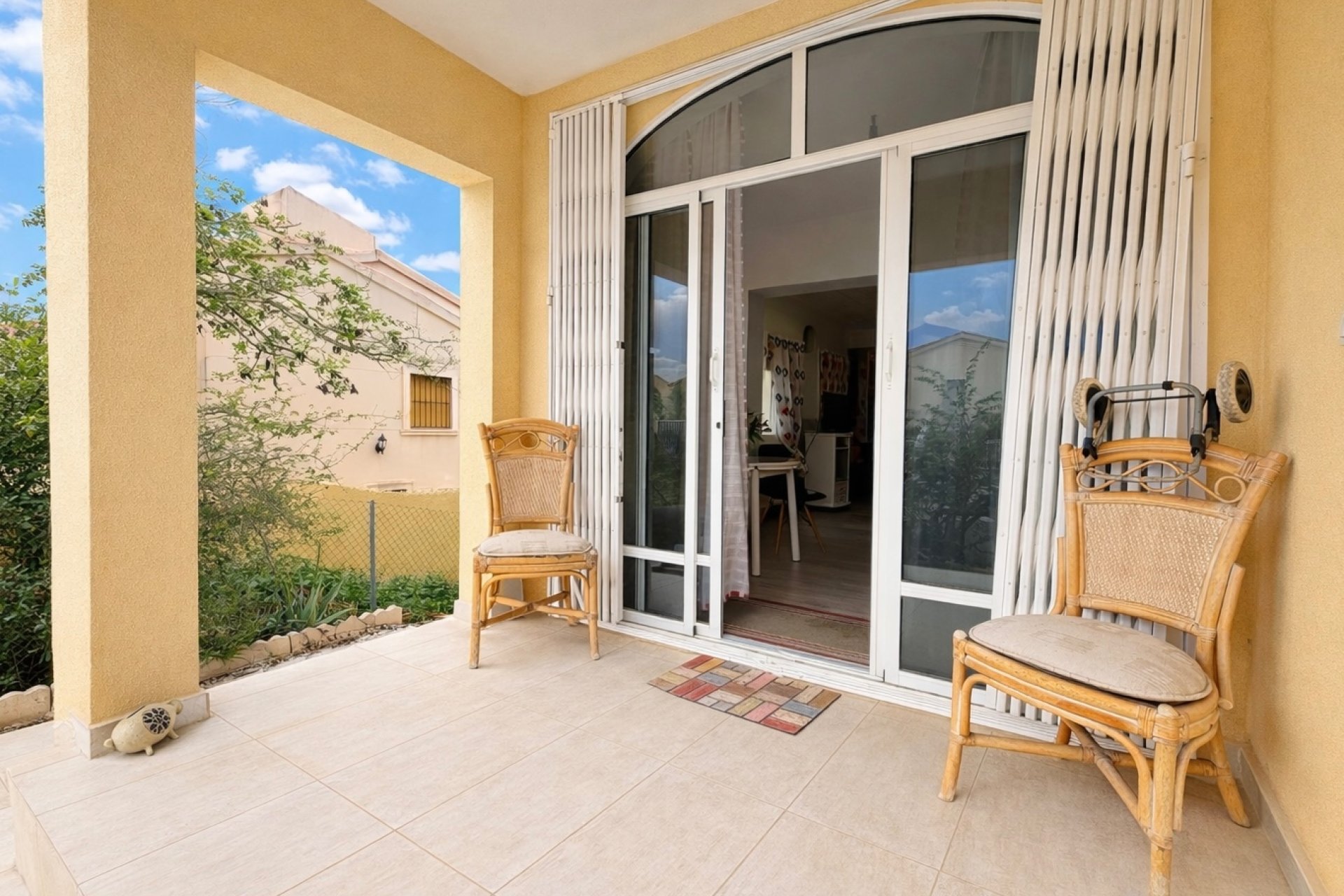 Resale - Detached Villa - La Marina