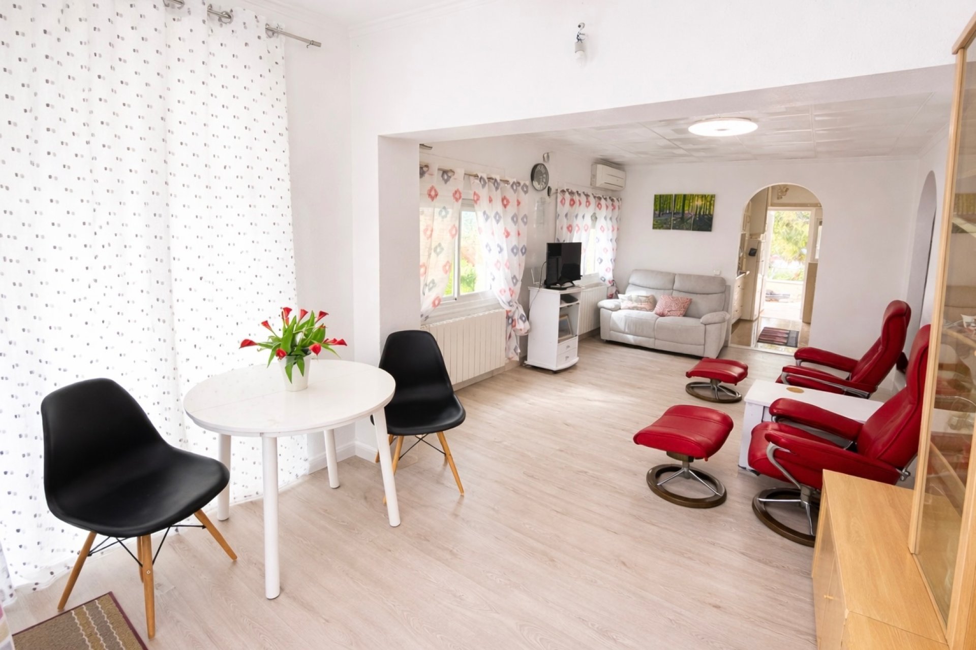 Resale - Detached Villa - La Marina